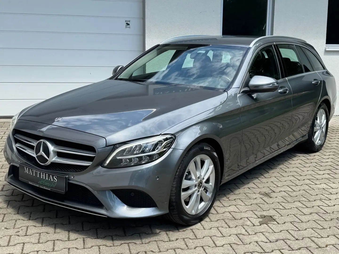 Mercedes-Benz C 220 d T 194 PS/LED/AHK/Navi/Kamera/Abstand/Szh Grijs - 1