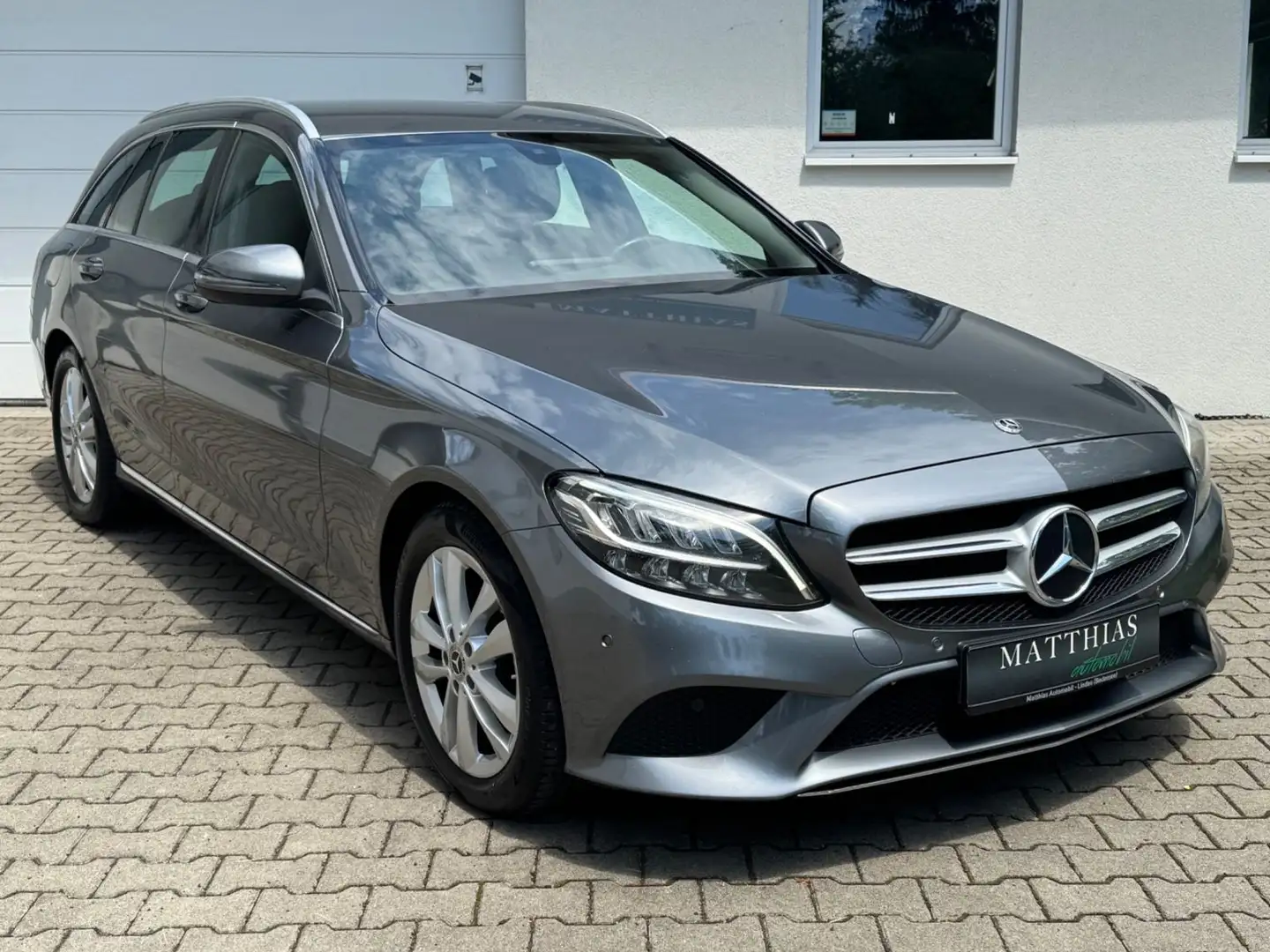 Mercedes-Benz C 220 d T 194 PS/LED/AHK/Navi/Kamera/Abstand/Szh Grijs - 2