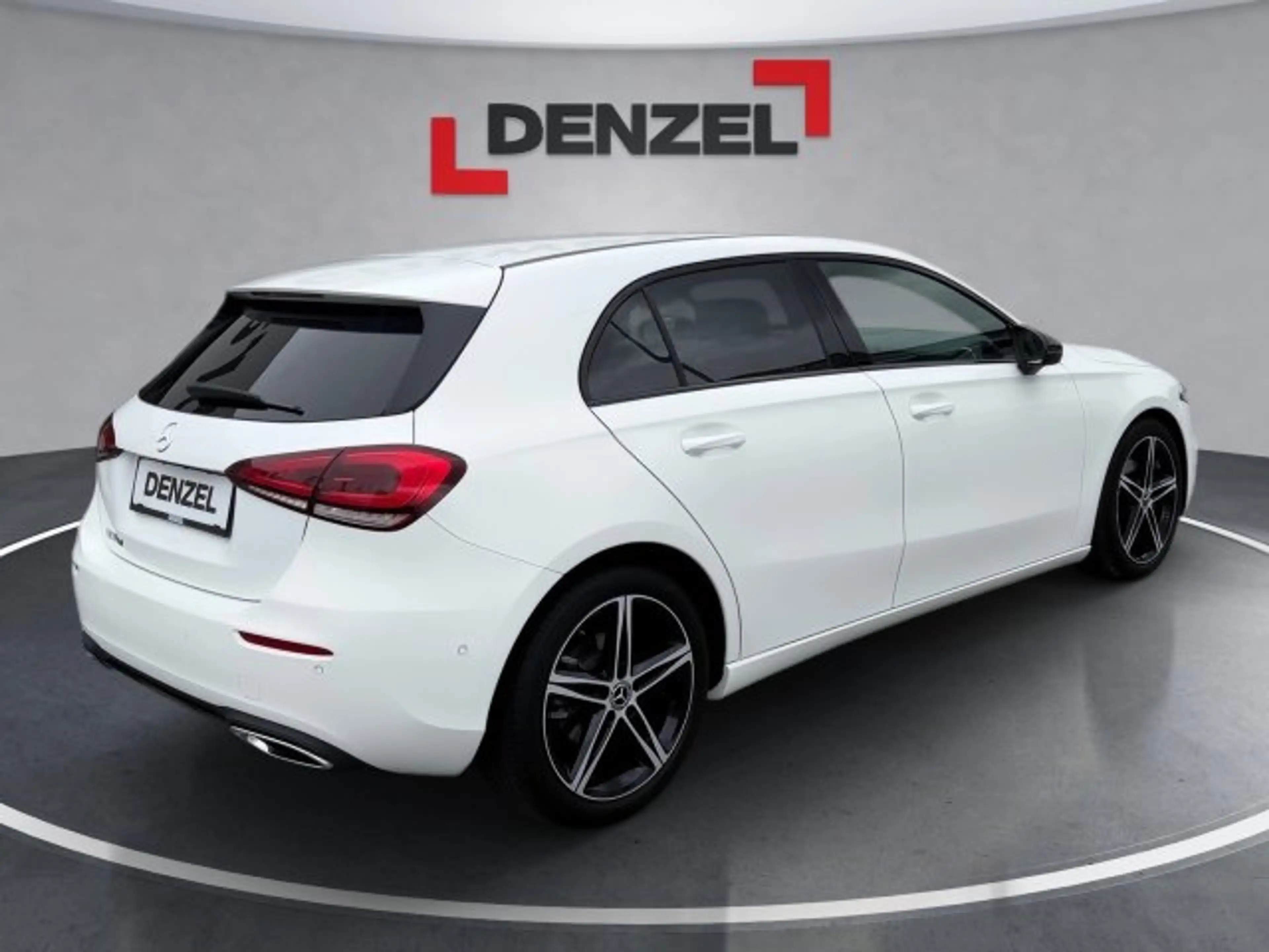 Mercedes-Benz A 180 Aut. — photo 10