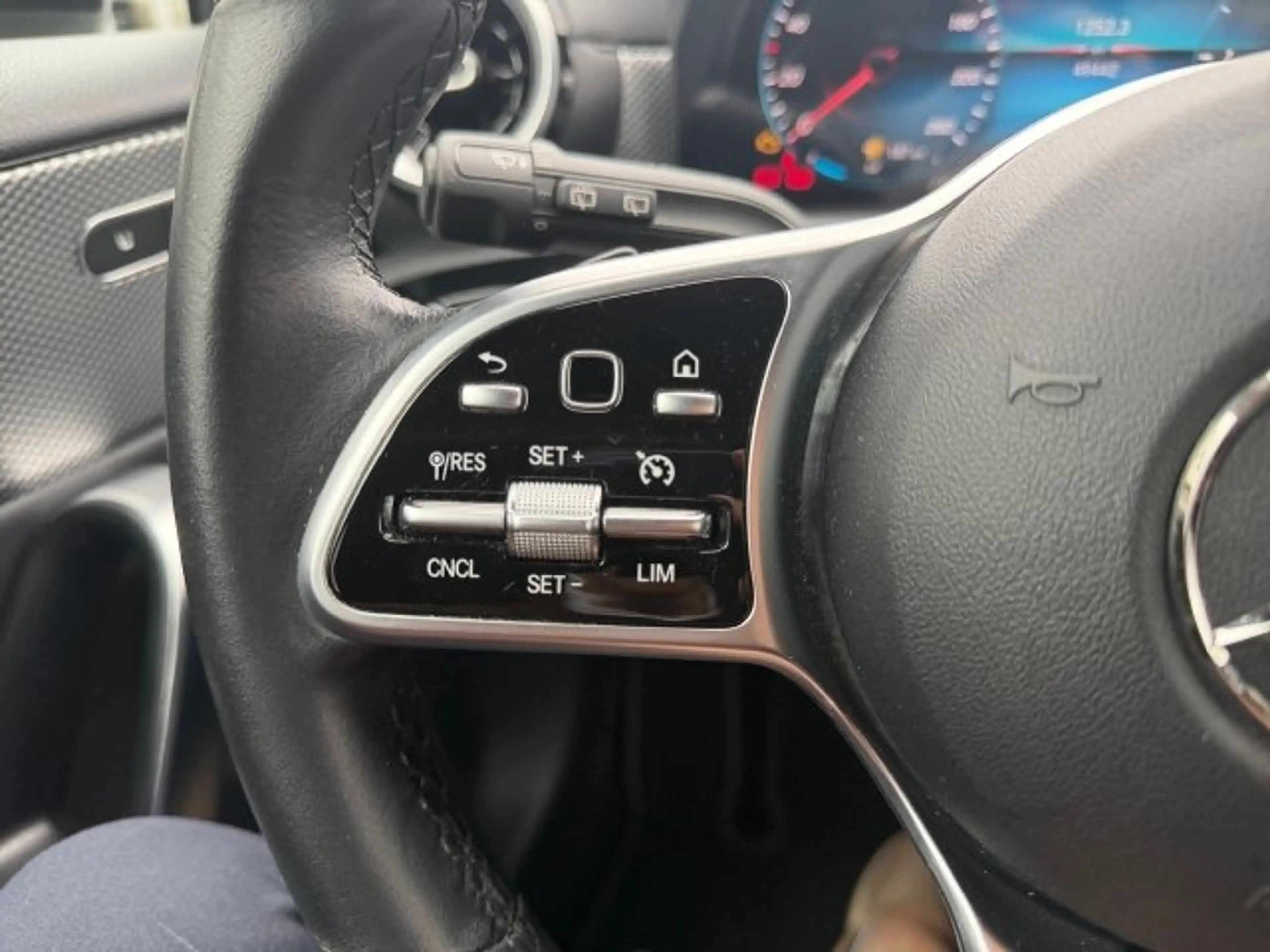 Mercedes-Benz A 180 Aut. — photo 7
