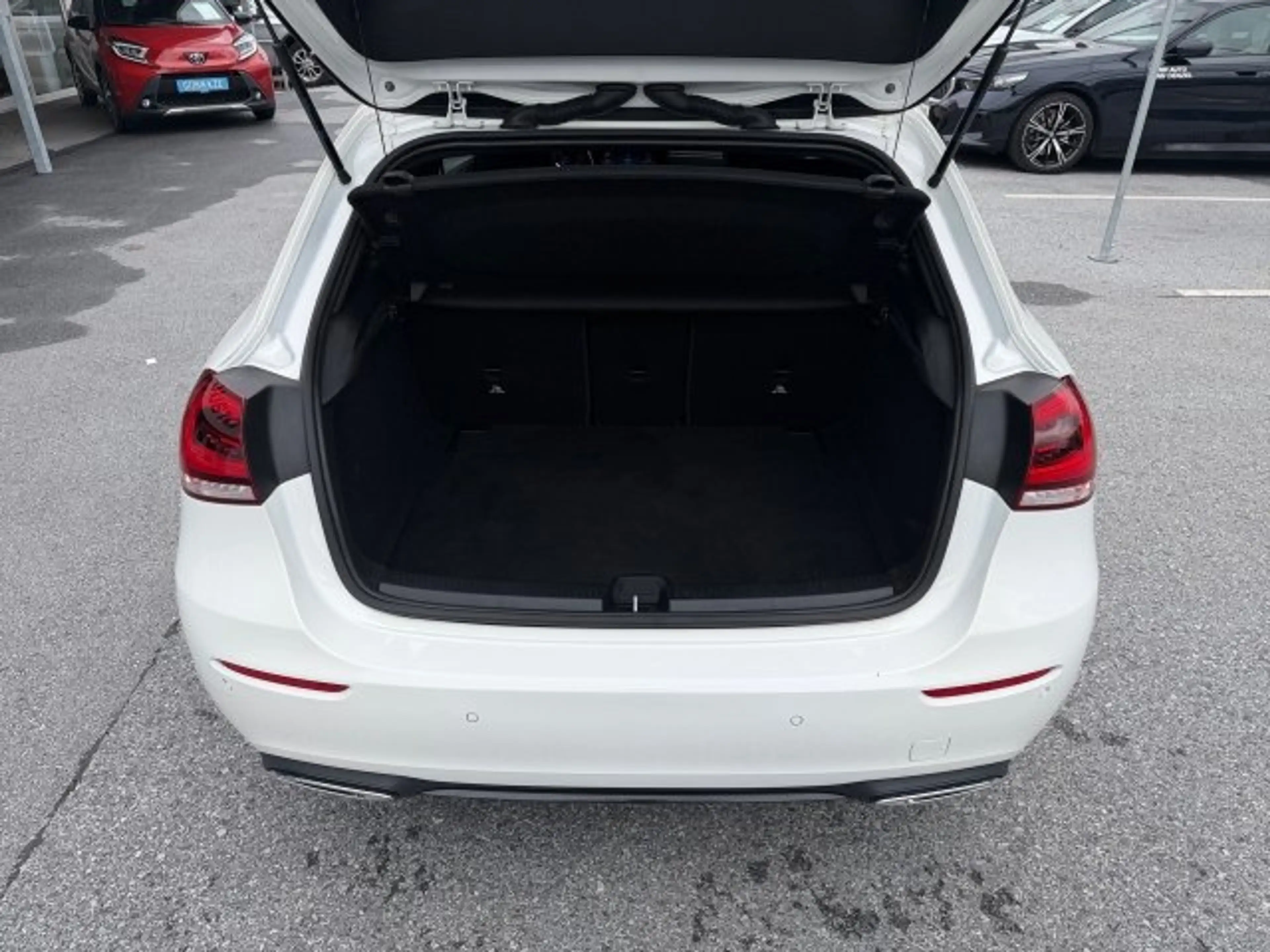 Mercedes-Benz A 180 Aut. — photo 2