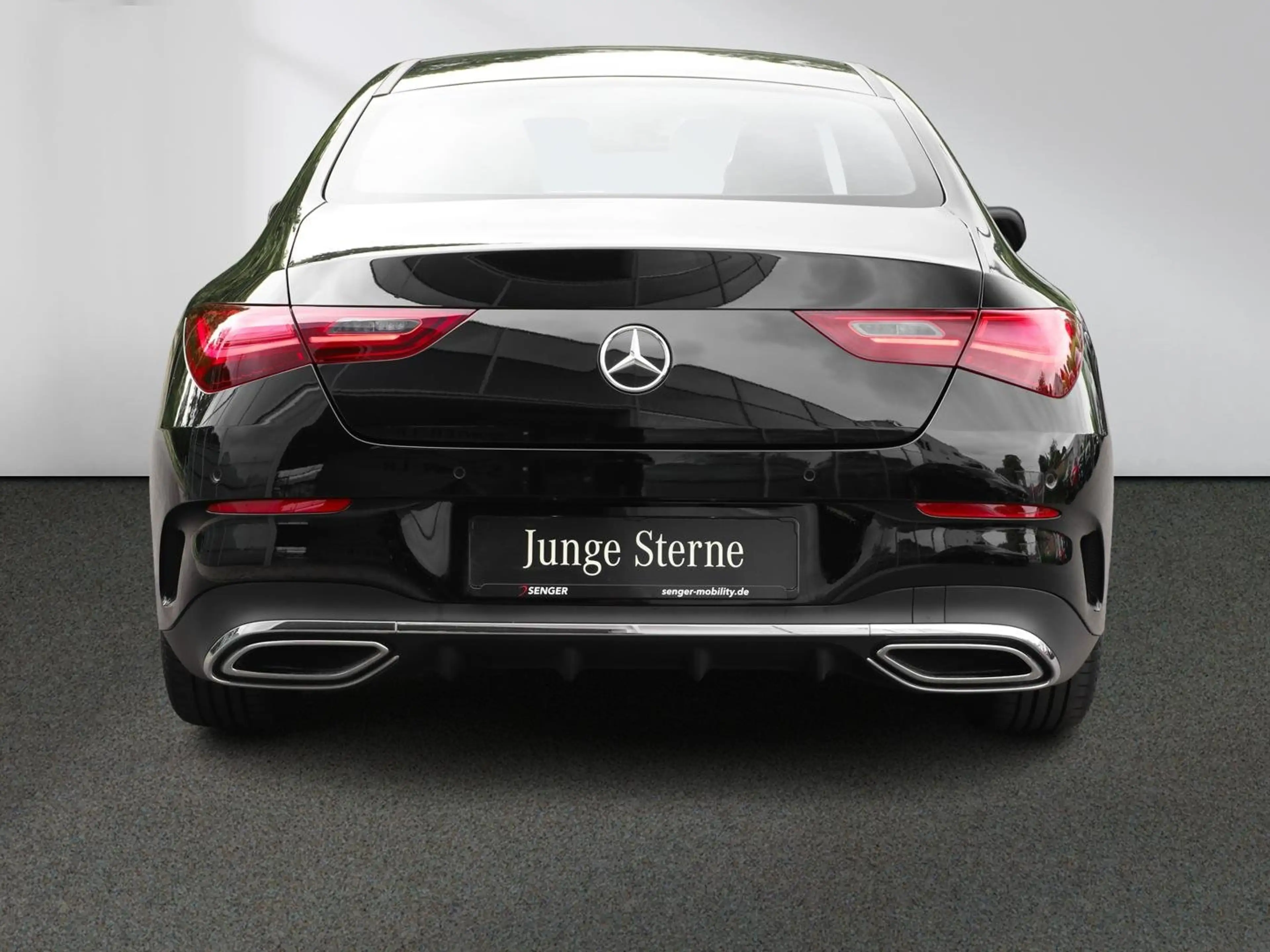 Mercedes-Benz CLA 200 AMG Advanced Panorama Ambiente Kamera — photo 5