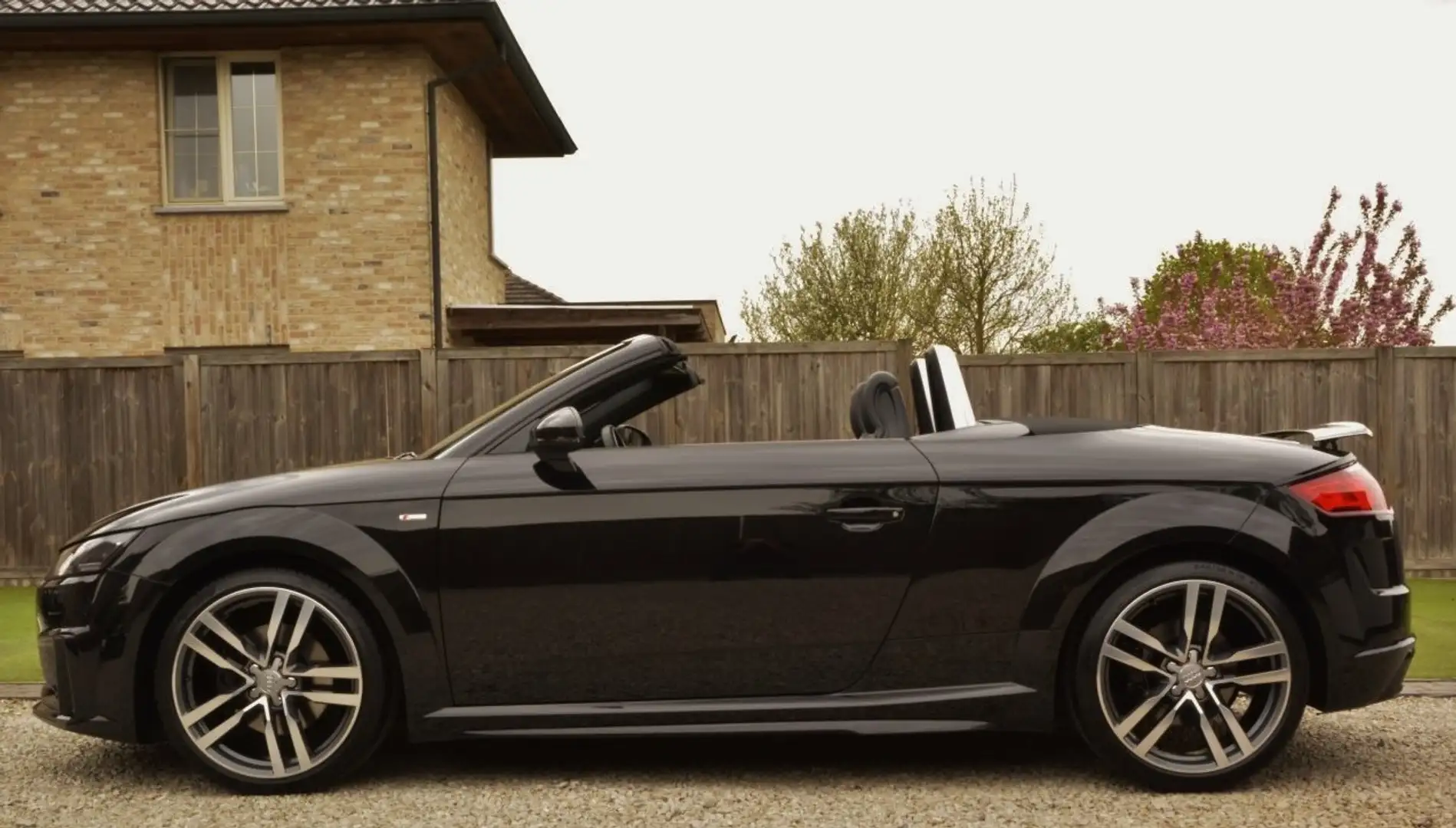 Audi TT "VERKOCHT / SOLD / VENDU" Fekete - 1