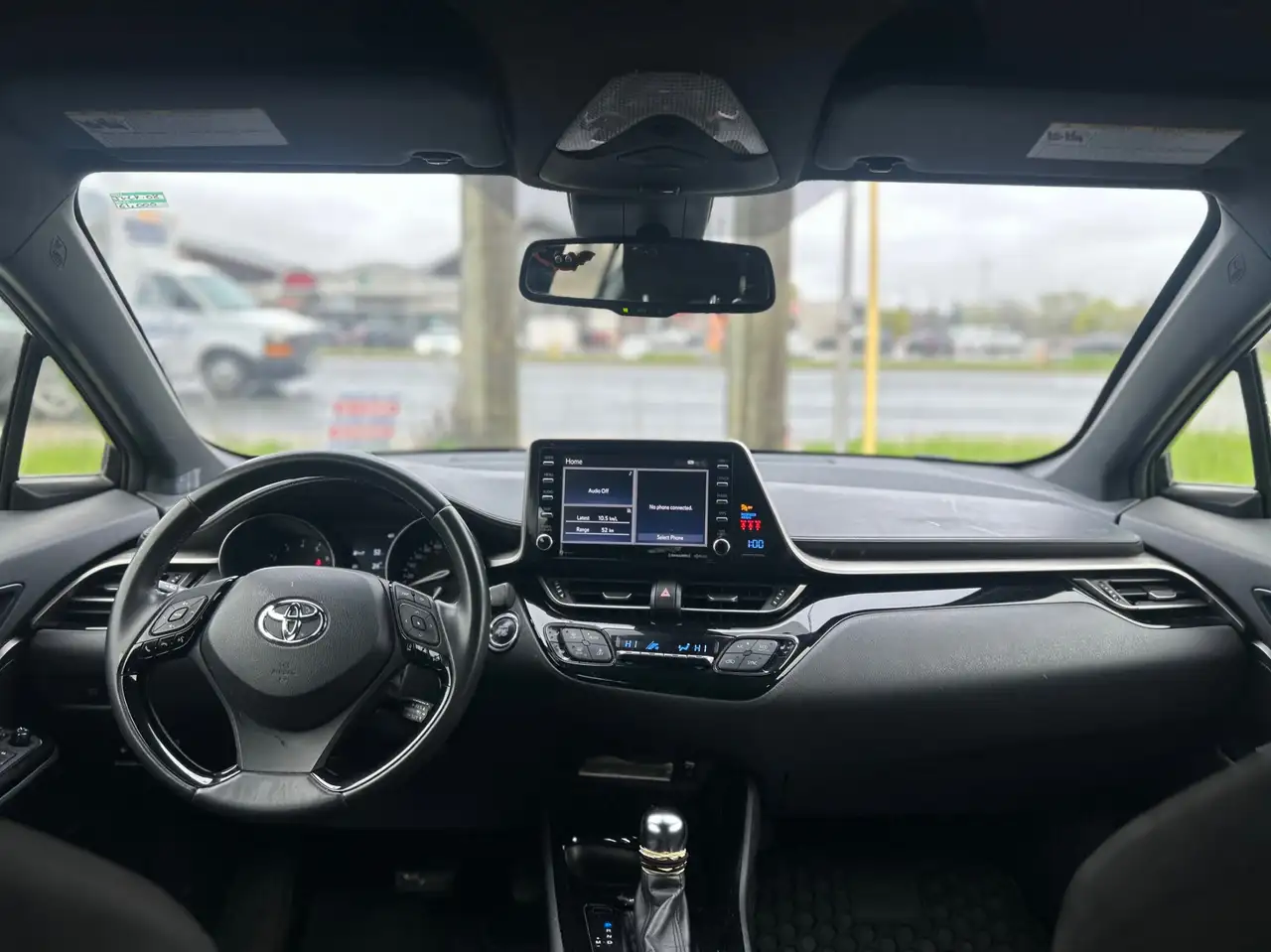 Toyota C-HR снимка Toyota C-HR
