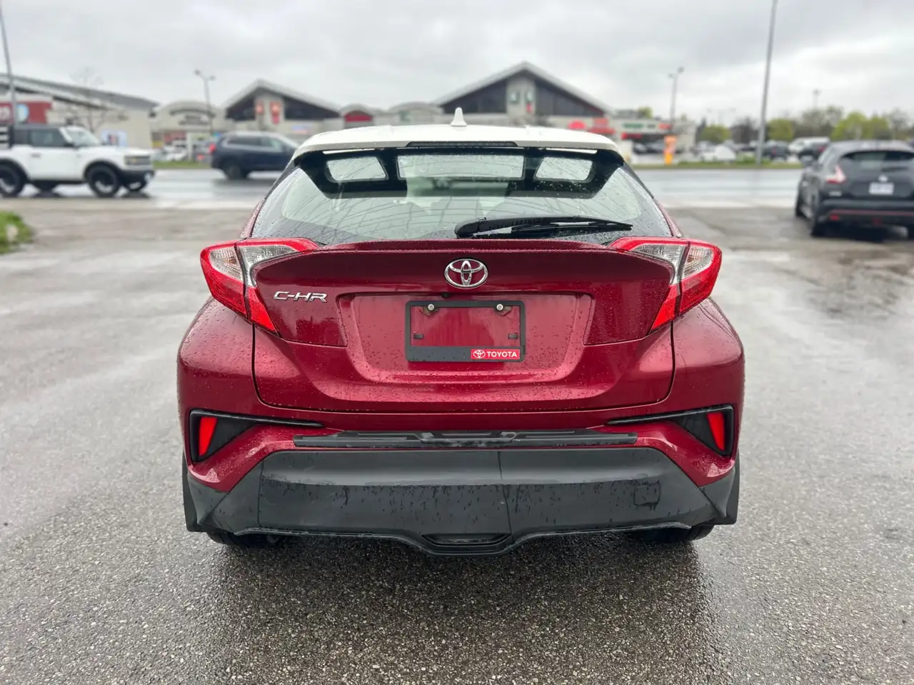Toyota C-HR снимка Toyota C-HR