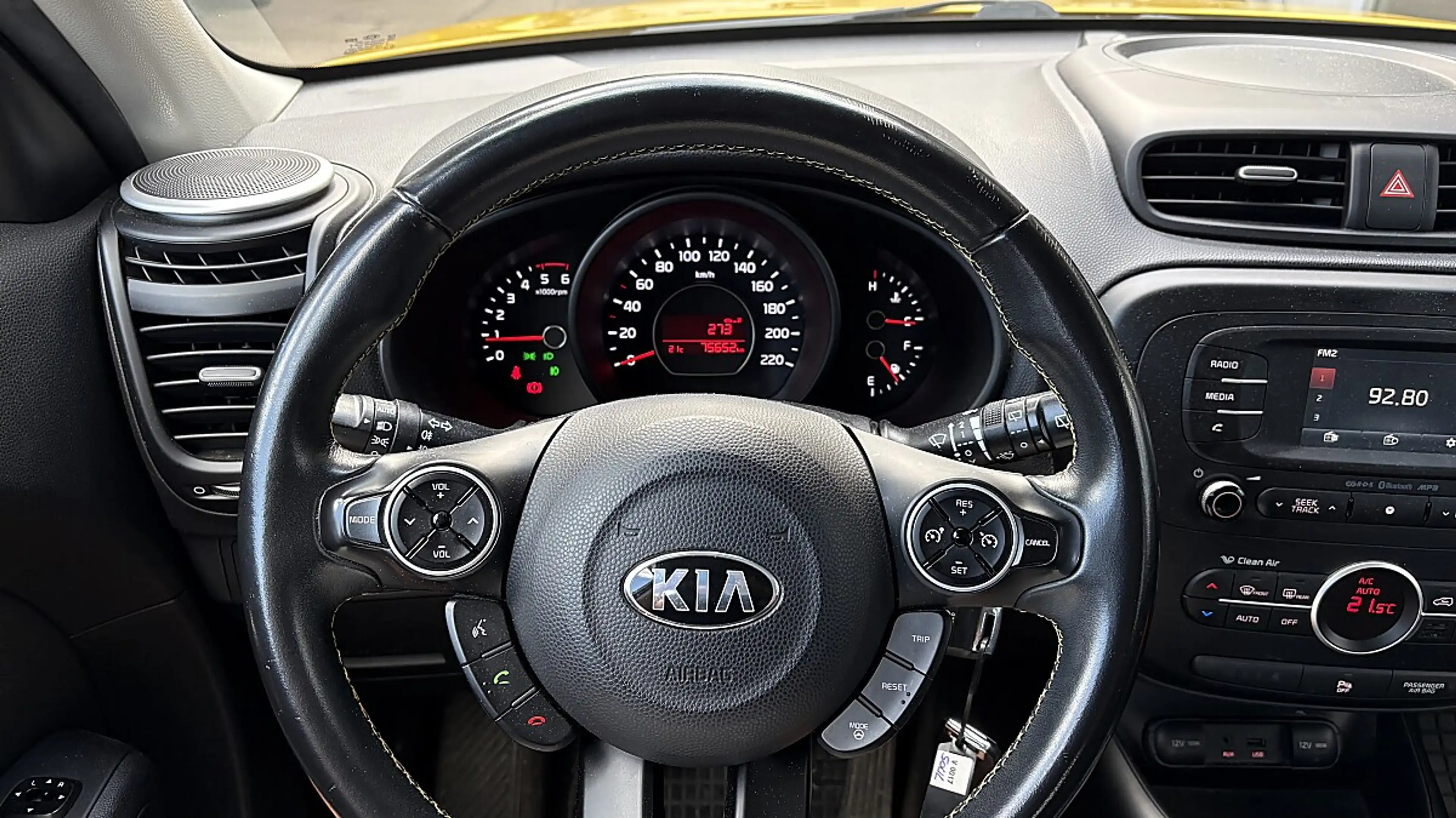 Kia Soul 1,6 CRDi Silber — photo 11