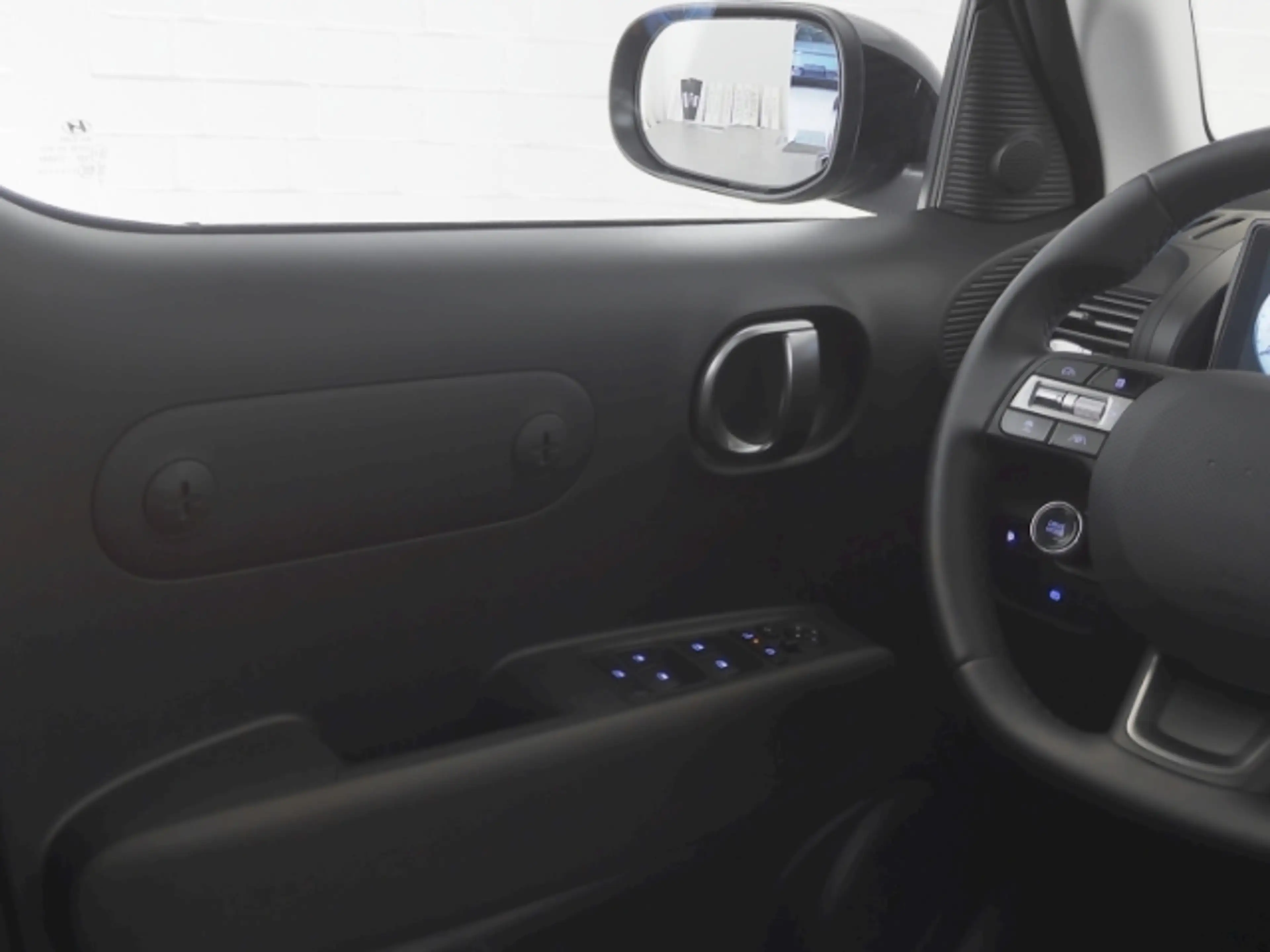Hyundai Inster TREND 49kWH+NAVI+RÜCKFAHRKAMERA+SITZ-/LENKRADHEIZU — photo 12