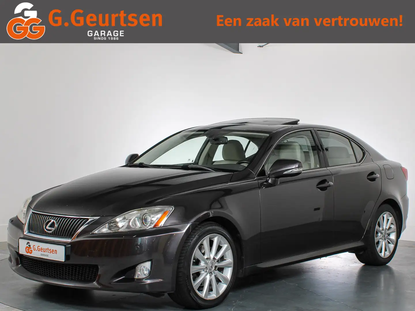 Lexus IS 250 V6 Executive Volleder, Xenon, Memory, Stoelverwarm Bruin - 1