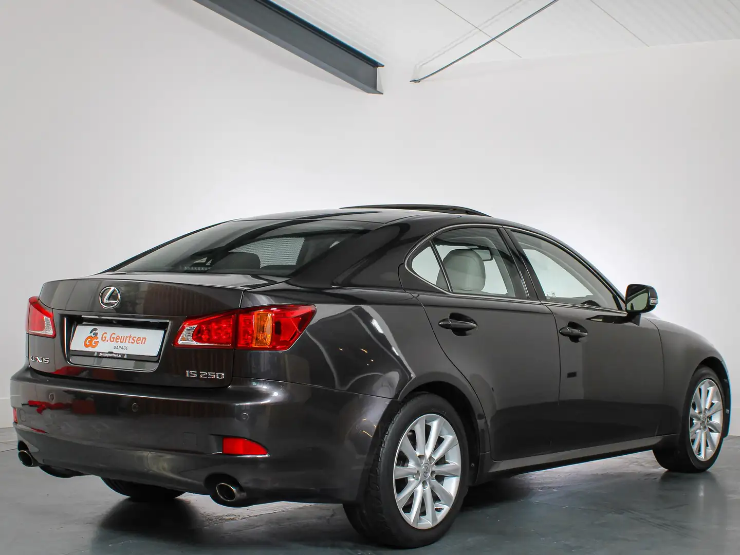 Lexus IS 250 V6 Executive Volleder, Xenon, Memory, Stoelverwarm Bruin - 2