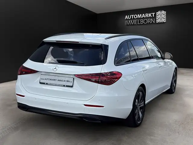 Mercedes-Benz C-Class view 7