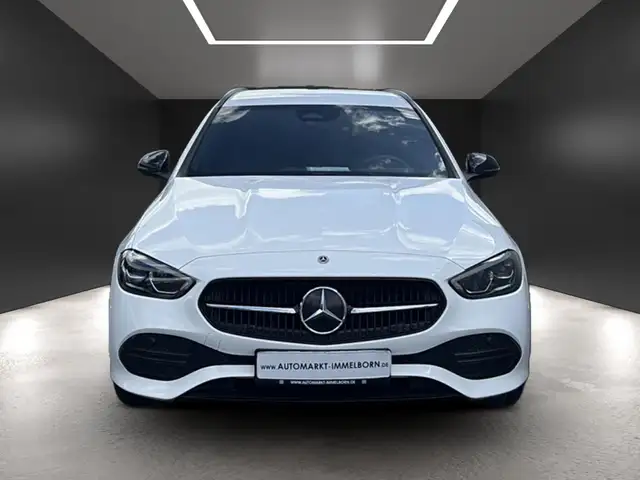 Mercedes-Benz C-Class view 9