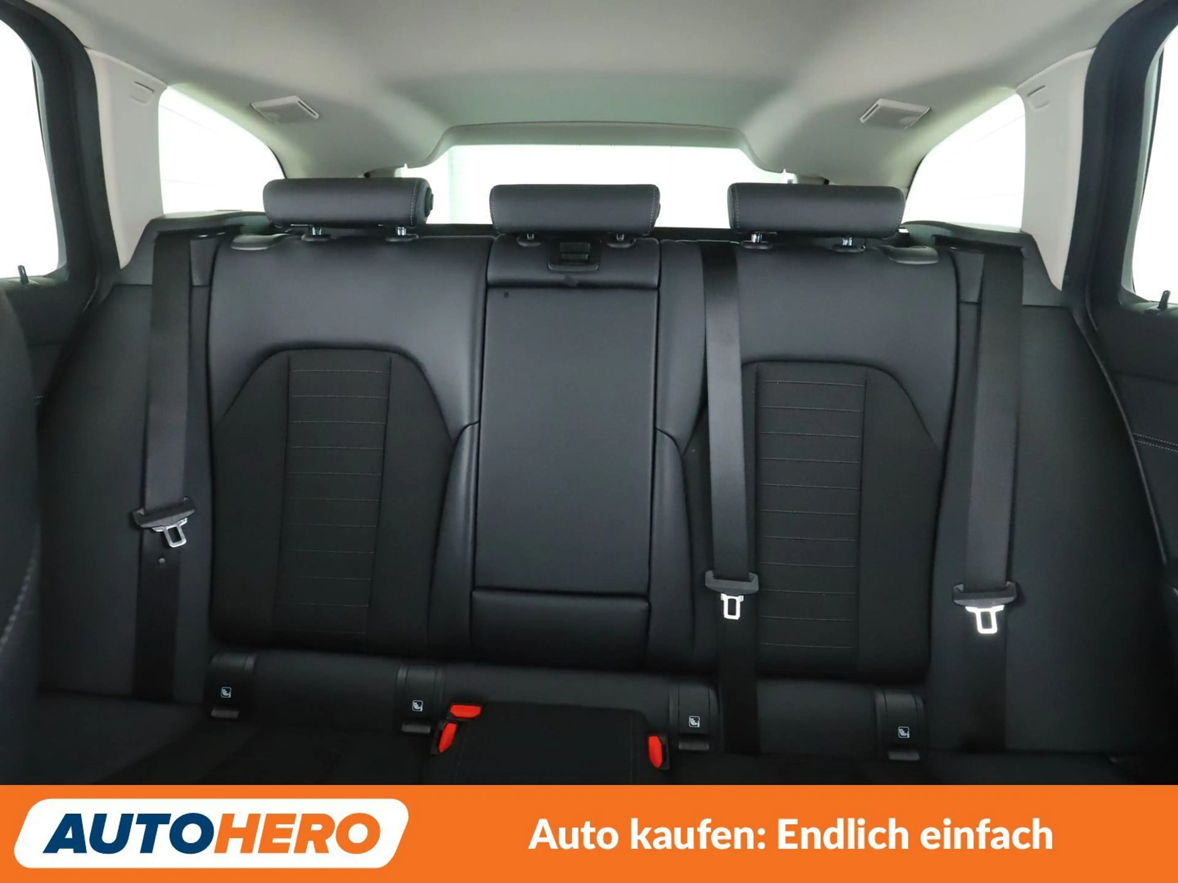 BMW 330 i Sport Line Aut.*NAVI*360*LASER* — photo 15