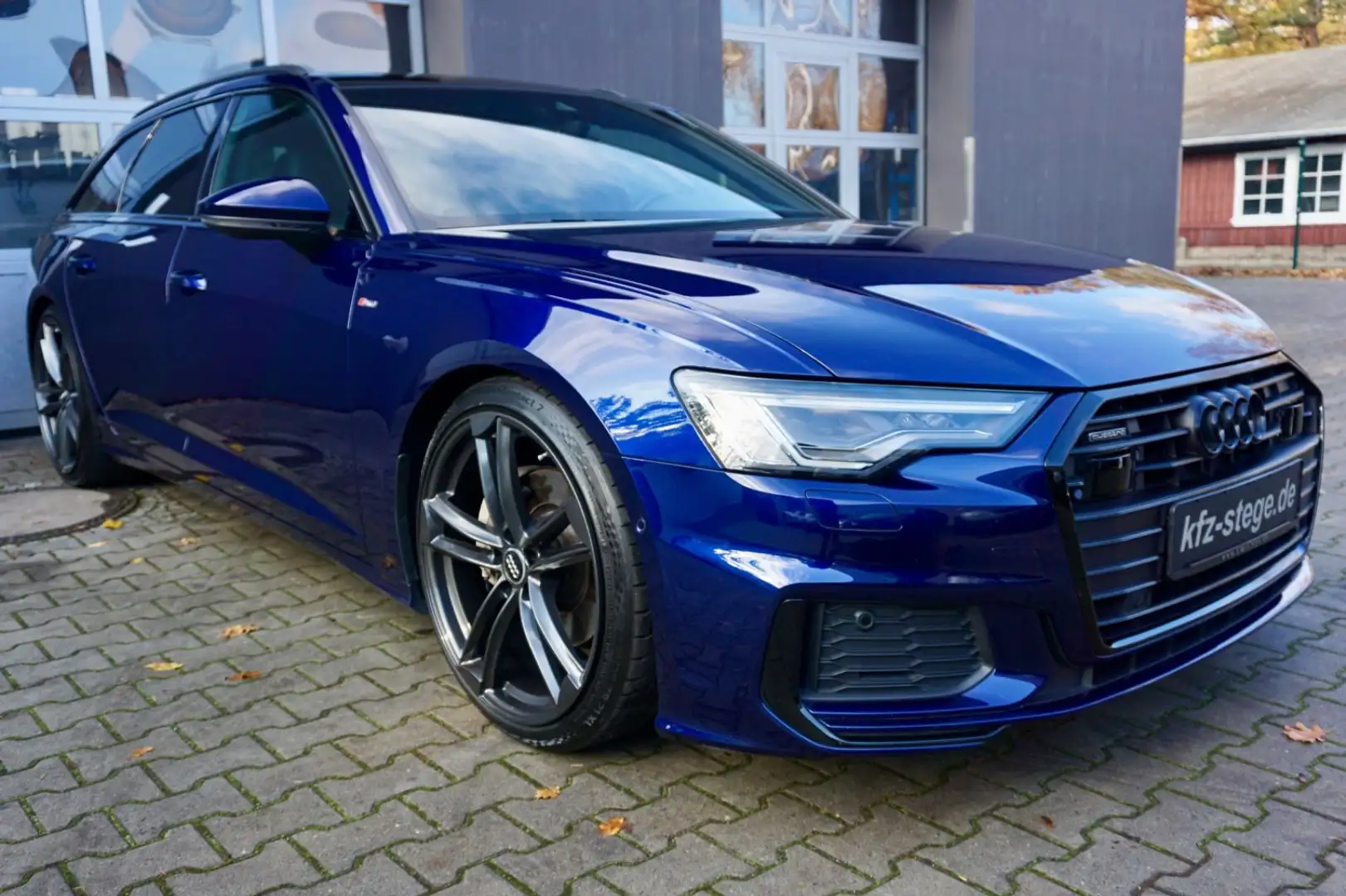 Audi A6 Avant 45 TFSI qu./ s line/ACC/Standh./Pano/21 Blau - 2