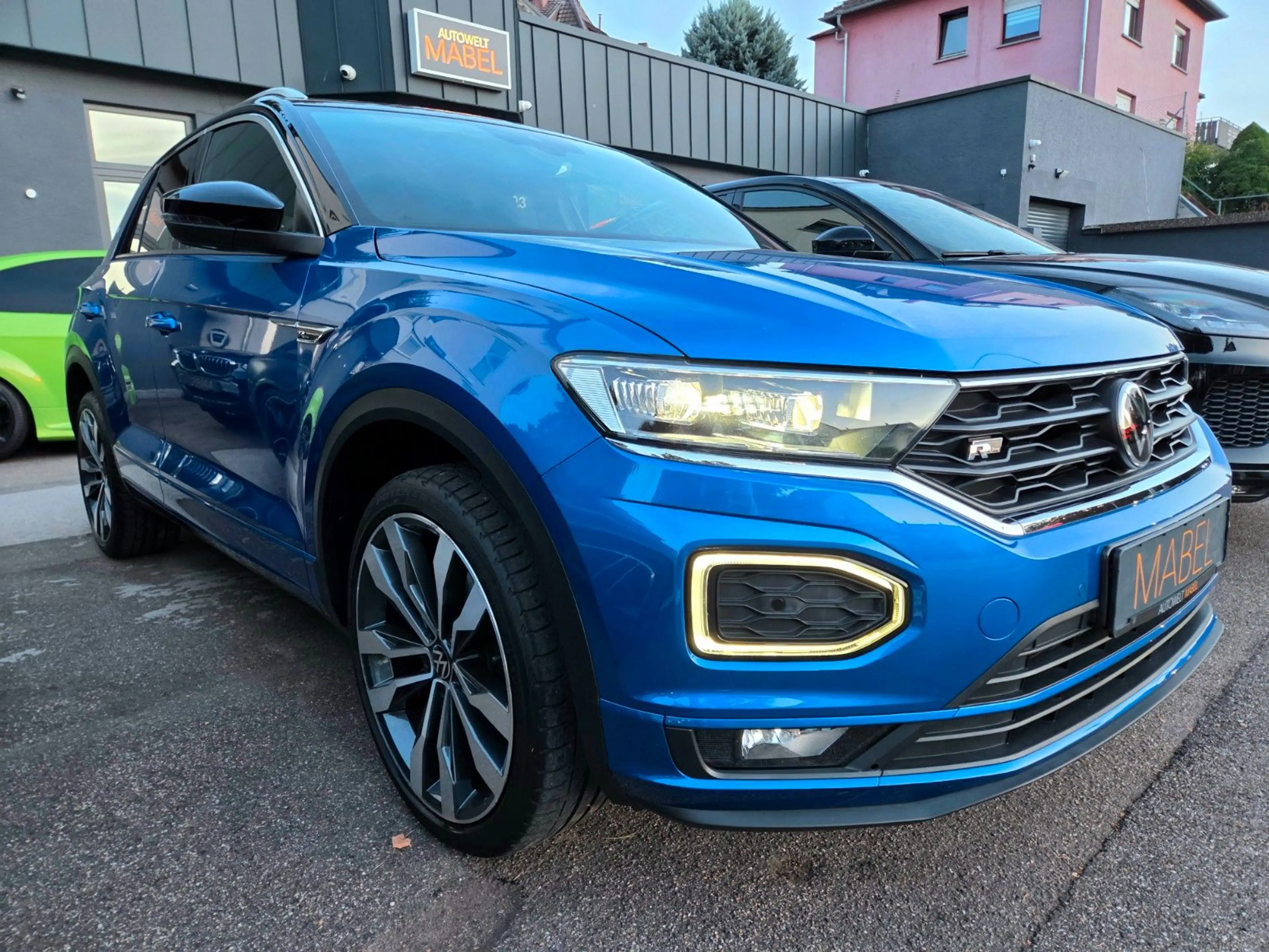 Volkswagen T-Roc 1.5 TSI DSG R-Line Sport +ACC+LED+BEATS+ — photo 3