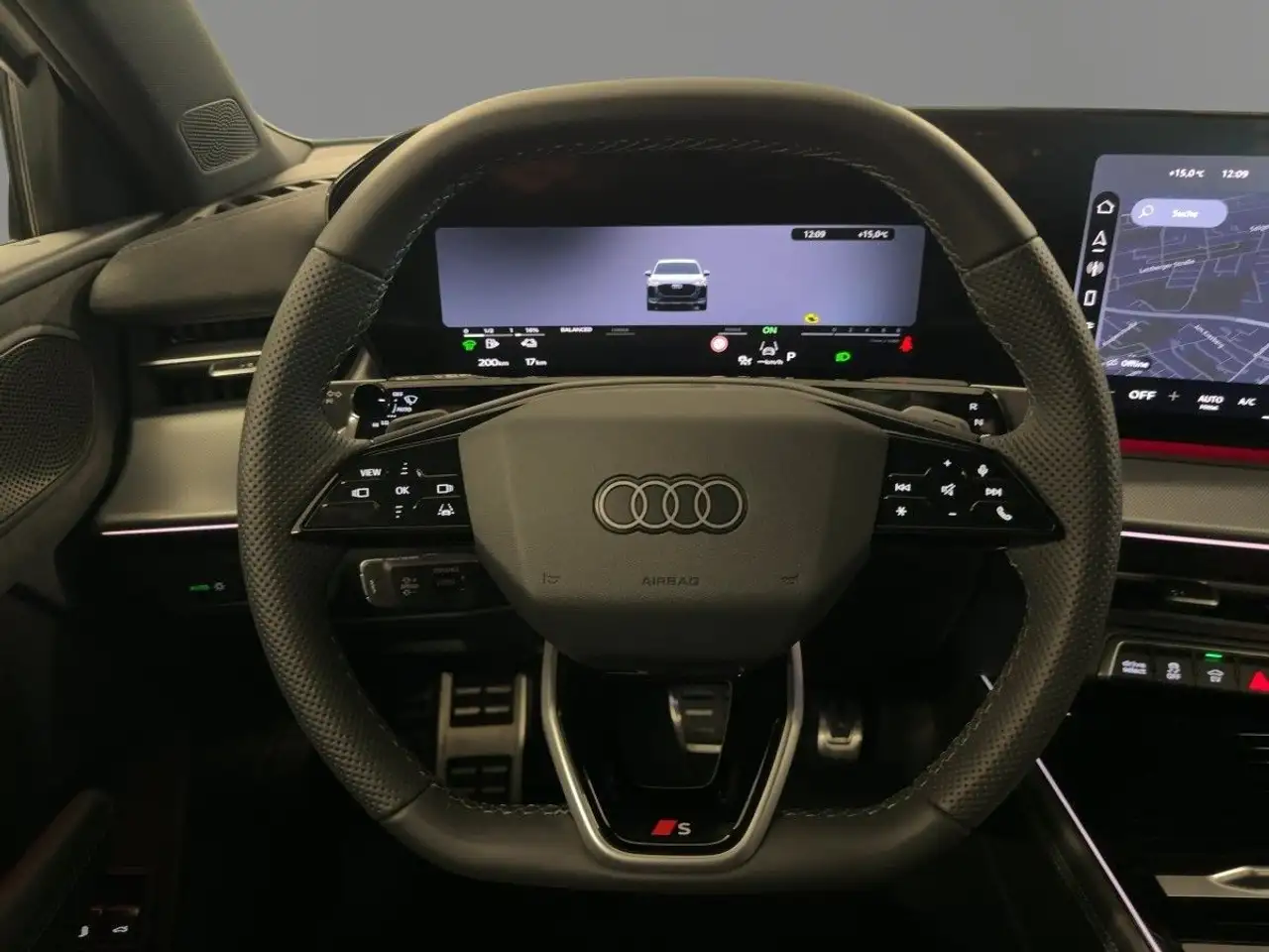 Audi Q3 e-hybrid S tronic 13