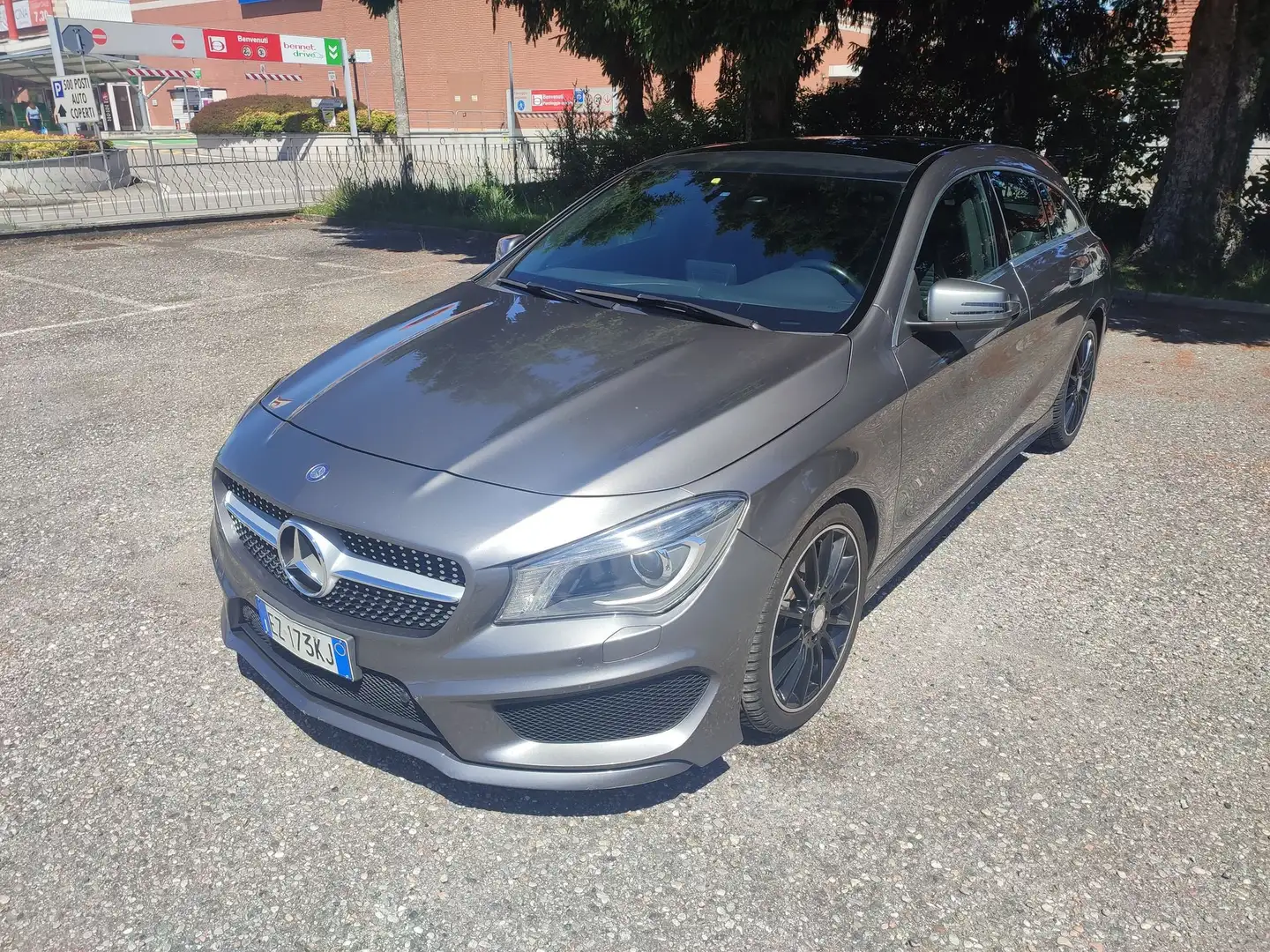 Mercedes-Benz CLA 220 CLA 220 CDI S.W. Automatic Premium Grijs - 1