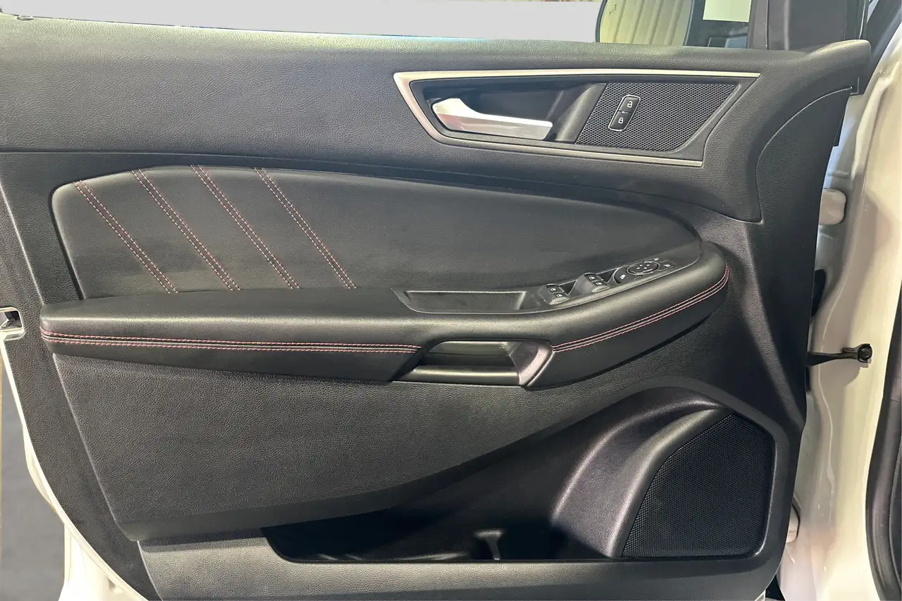Ford Edge снимка Ford Edge