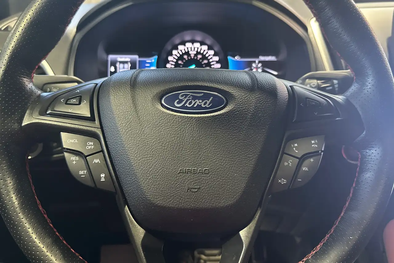 Ford Edge снимка Ford Edge