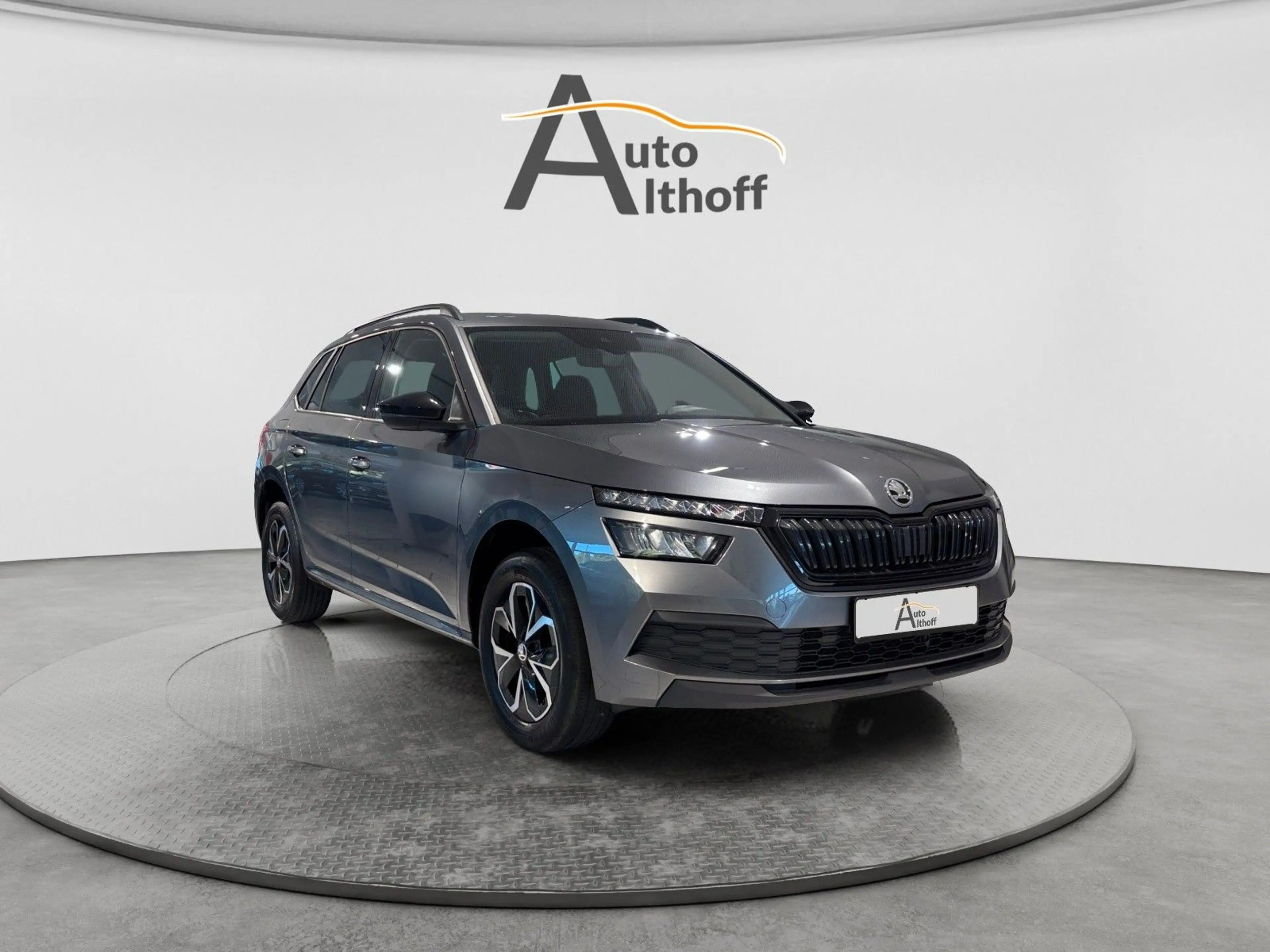 Skoda Kamiq 1.5TSI DSG Selection AHK LED TEMP SHZ APP