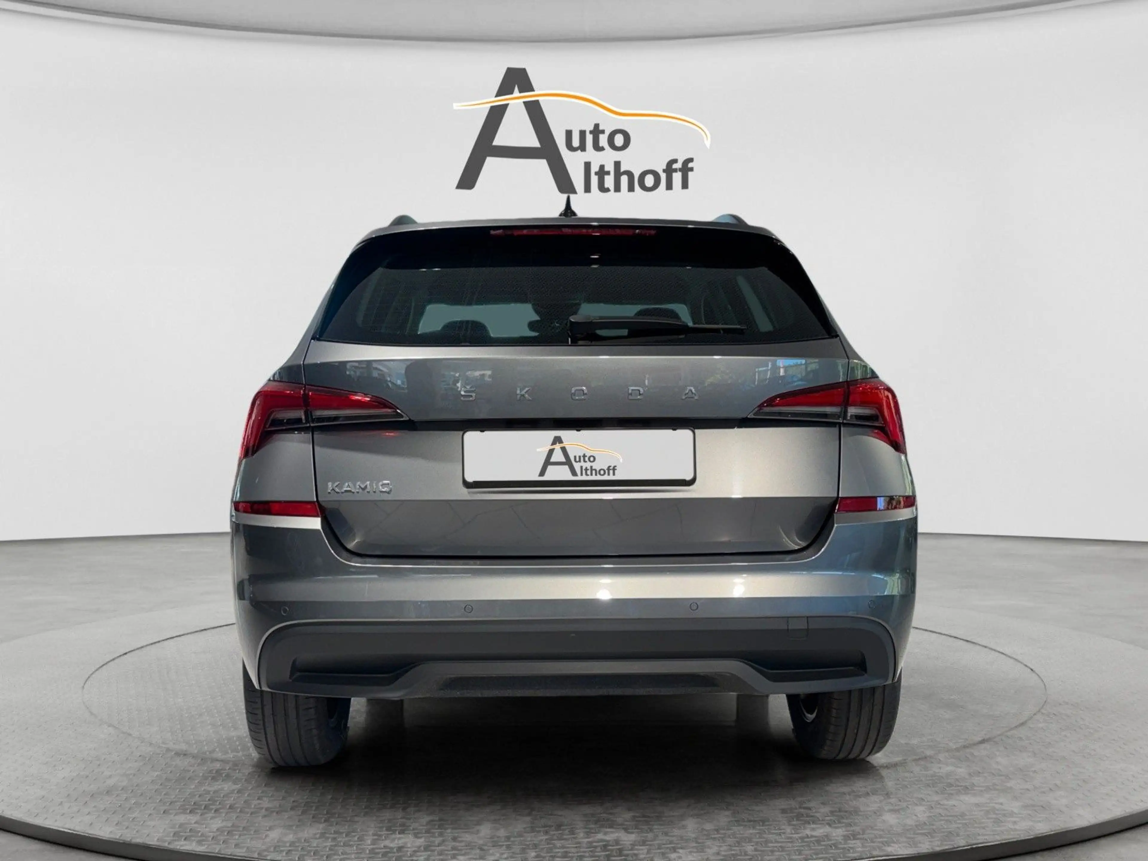 Skoda Kamiq 1.5TSI DSG Selection AHK LED TEMP SHZ APP — photo 5