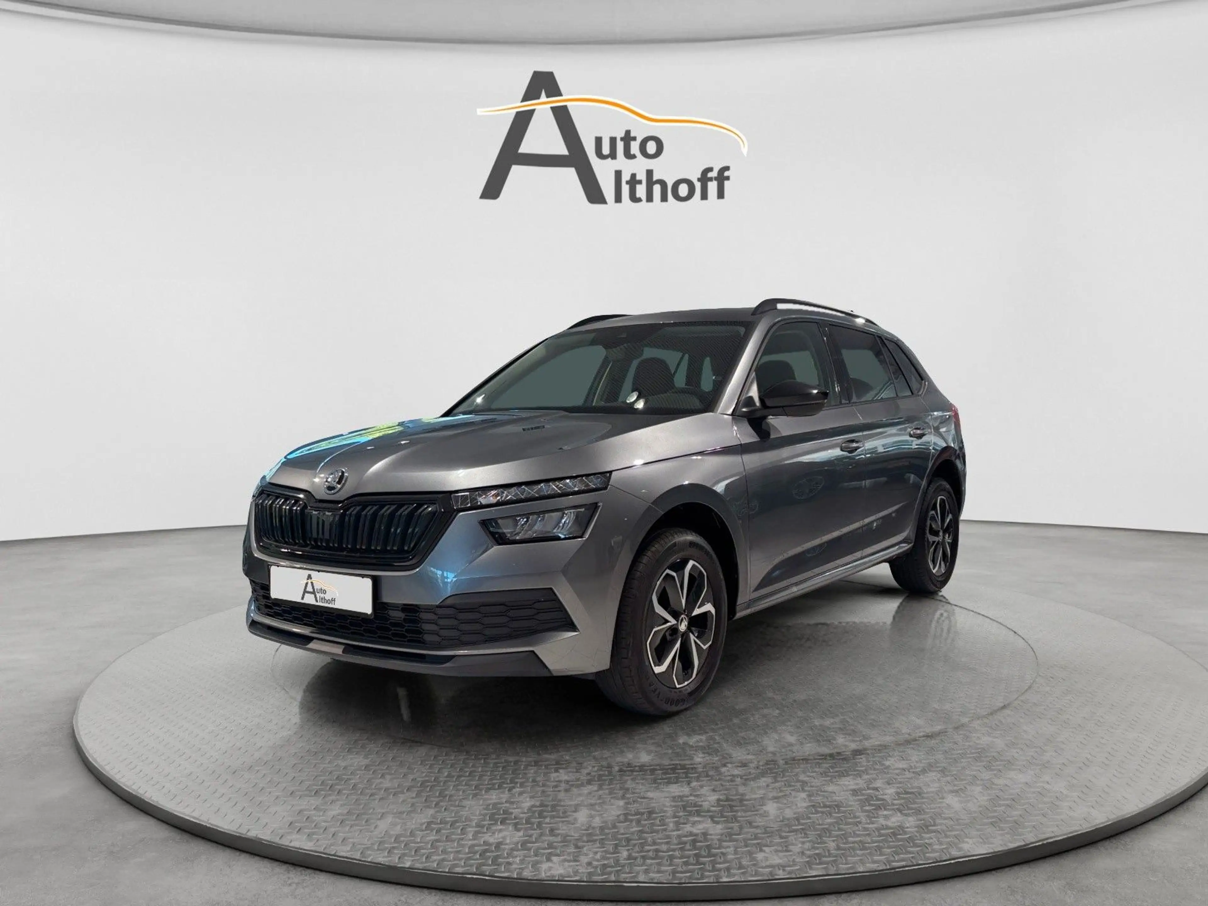 Skoda Kamiq 1.5TSI DSG Selection AHK LED TEMP SHZ APP — photo 3