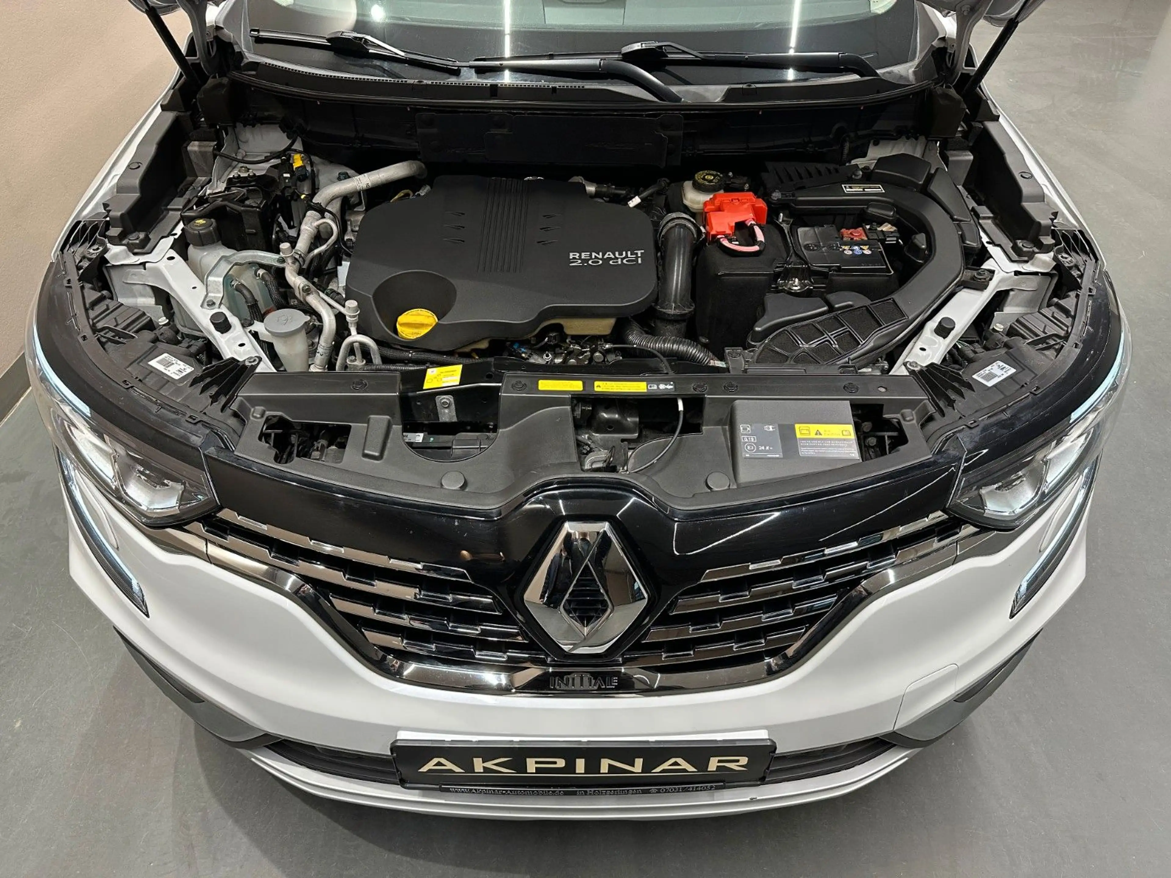 Renault Koleos Initiale Paris 4x4 *PANO*KAMERA*KEYLESS* — photo 8