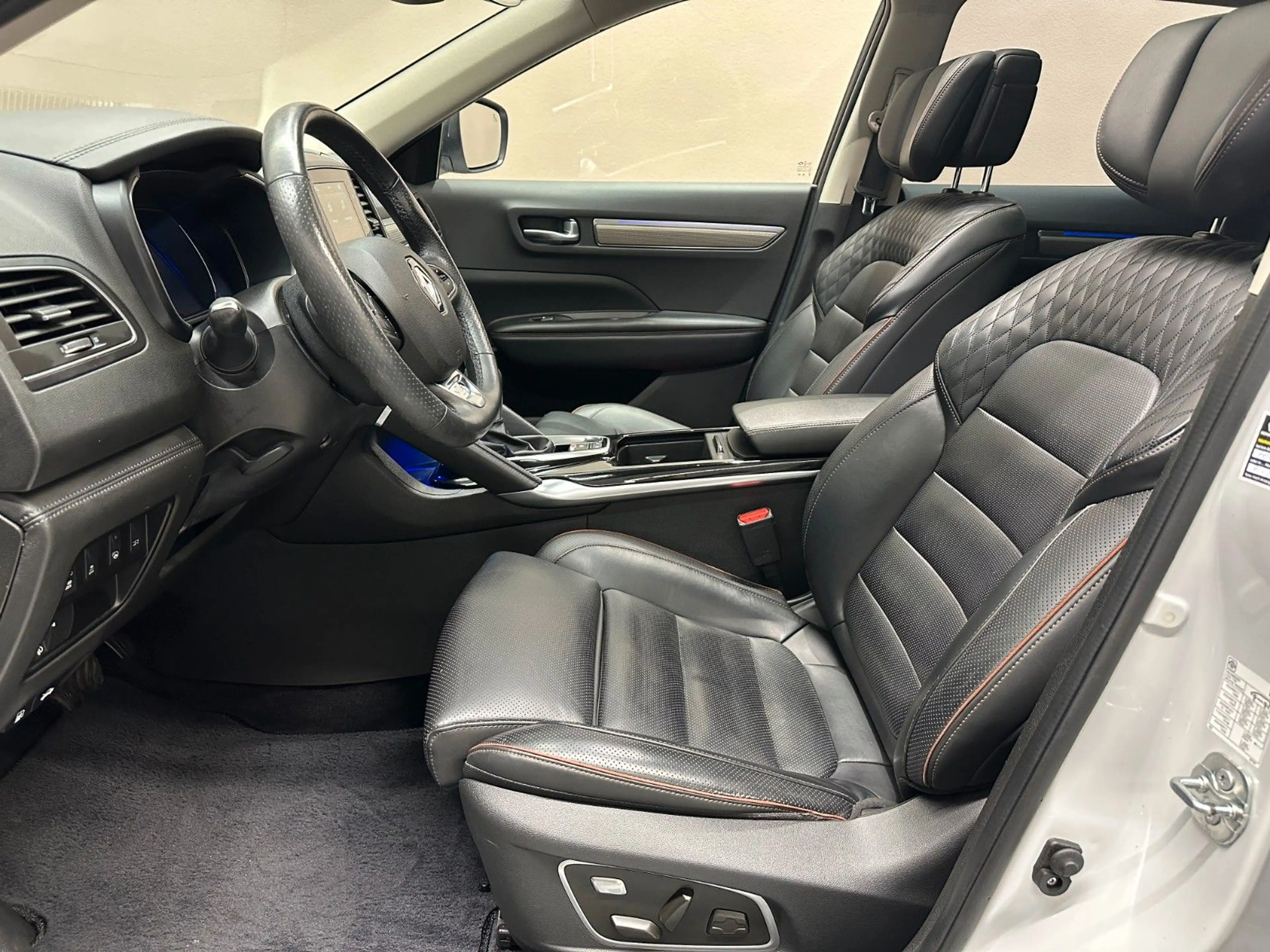 Renault Koleos Initiale Paris 4x4 *PANO*KAMERA*KEYLESS* — photo 11