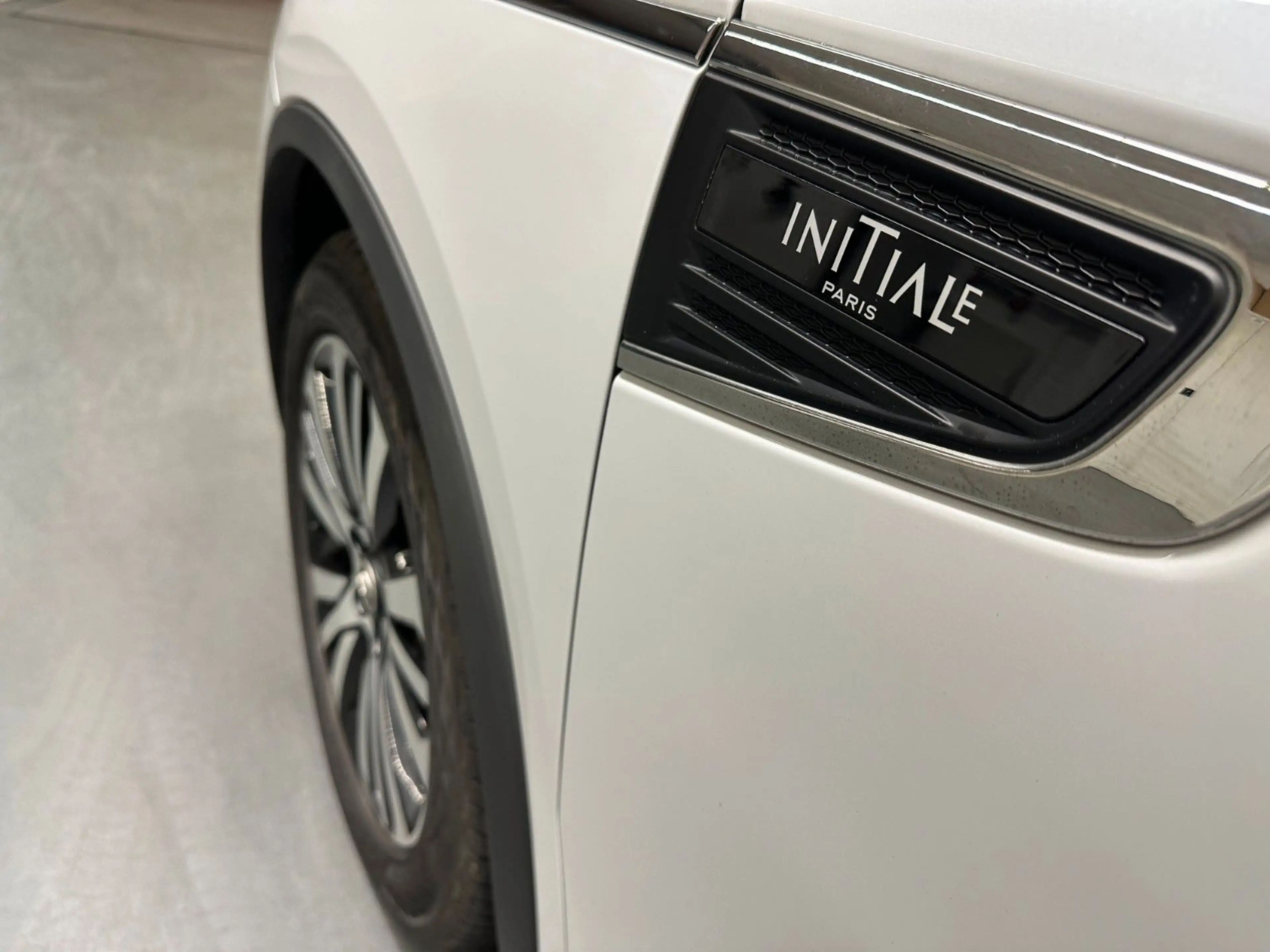 Renault Koleos Initiale Paris 4x4 *PANO*KAMERA*KEYLESS* — photo 5