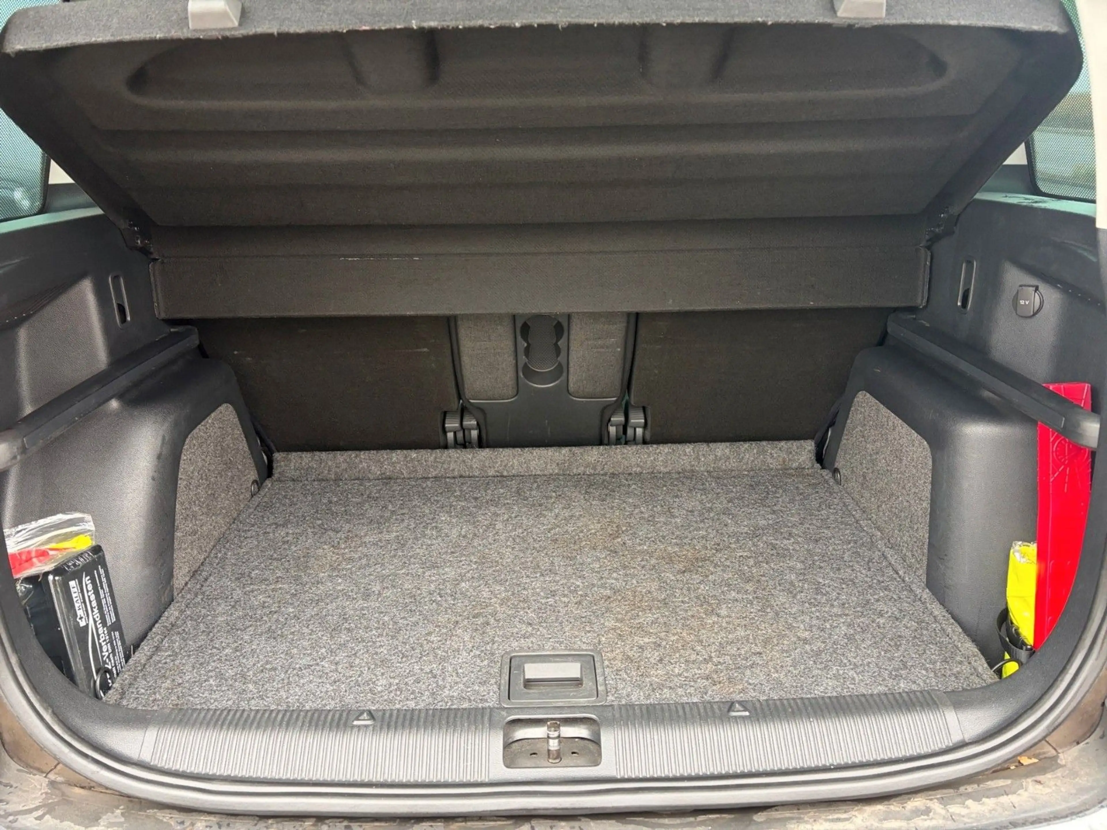 Skoda Yeti — photo 12