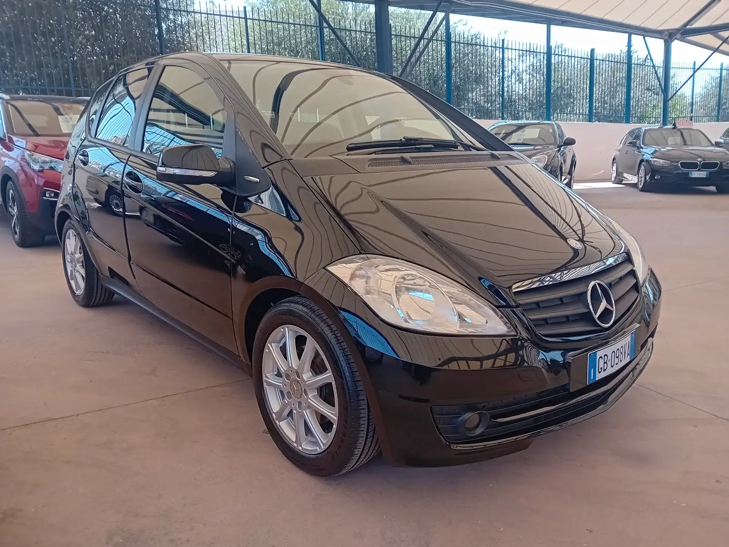 Mercedes-Benz A 160 A 160 cdi Elegance Noir - 1
