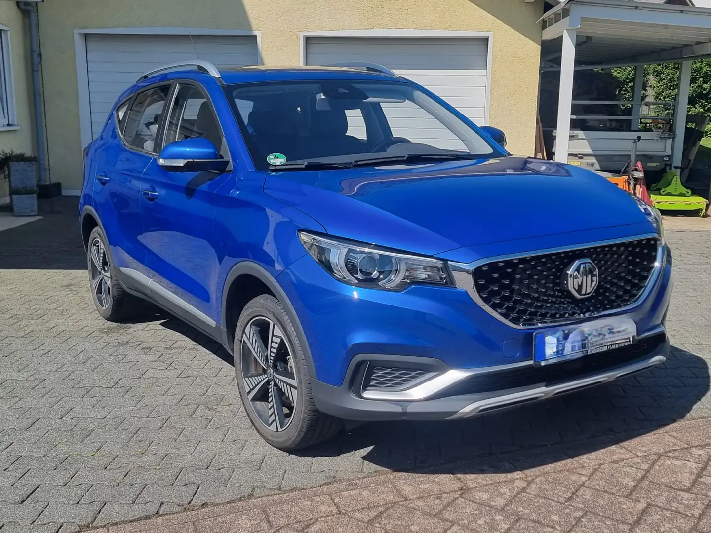 MG ZS Luxury Blau - 1