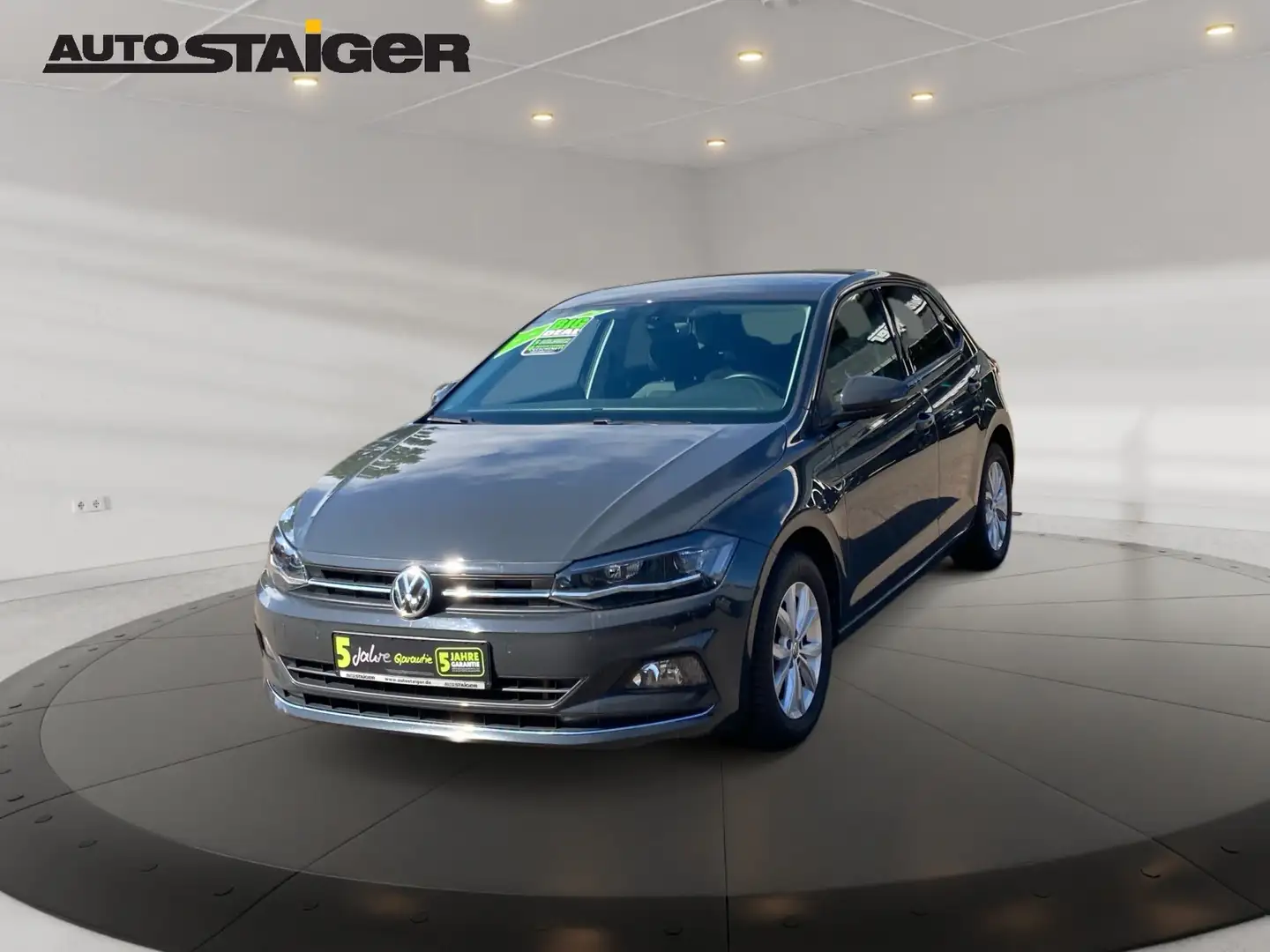 Volkswagen Polo VI 1.0 TSI Highline LED+SHZ+Winterp.+LM+PDC Grijs - 2