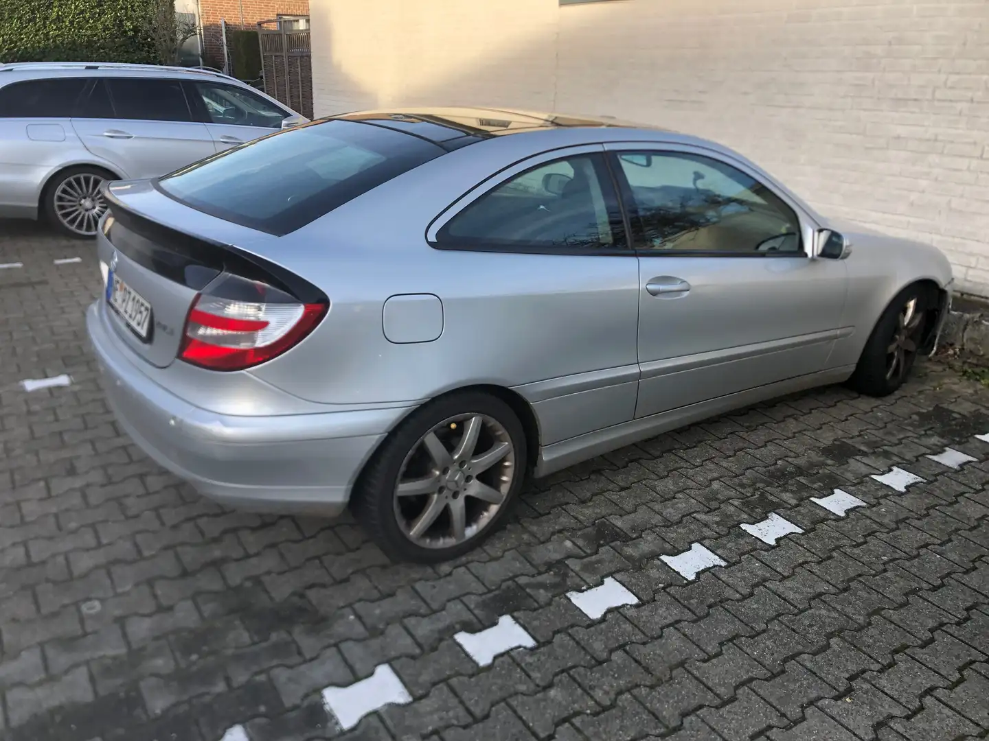 Mercedes-Benz 180 Gris - 2