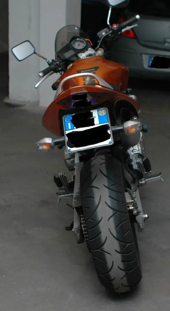 Honda Hornet Bronzo - 2