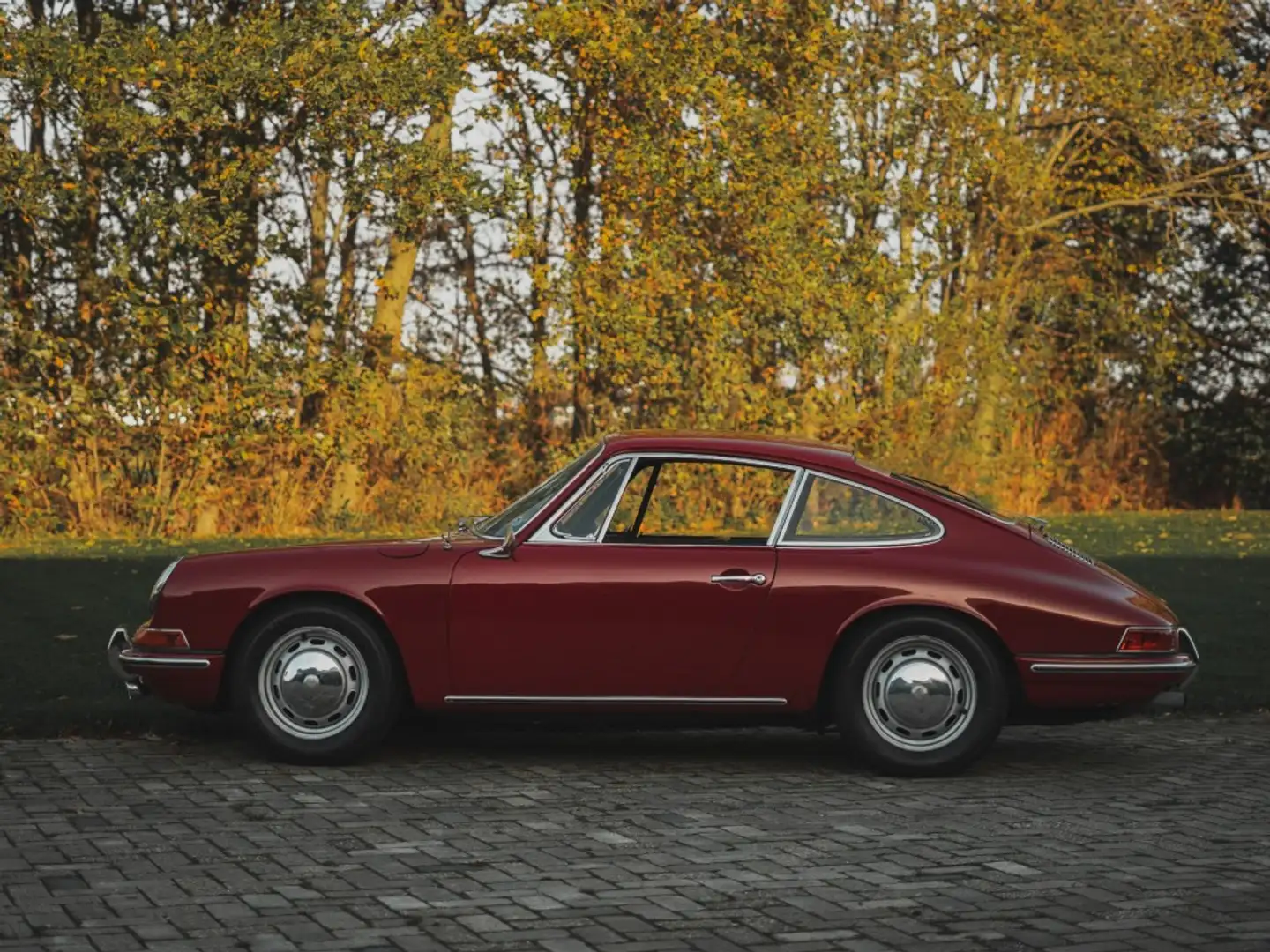 Porsche 911 1965 911 Coupe Matching numbers early chassis numb Rouge - 2
