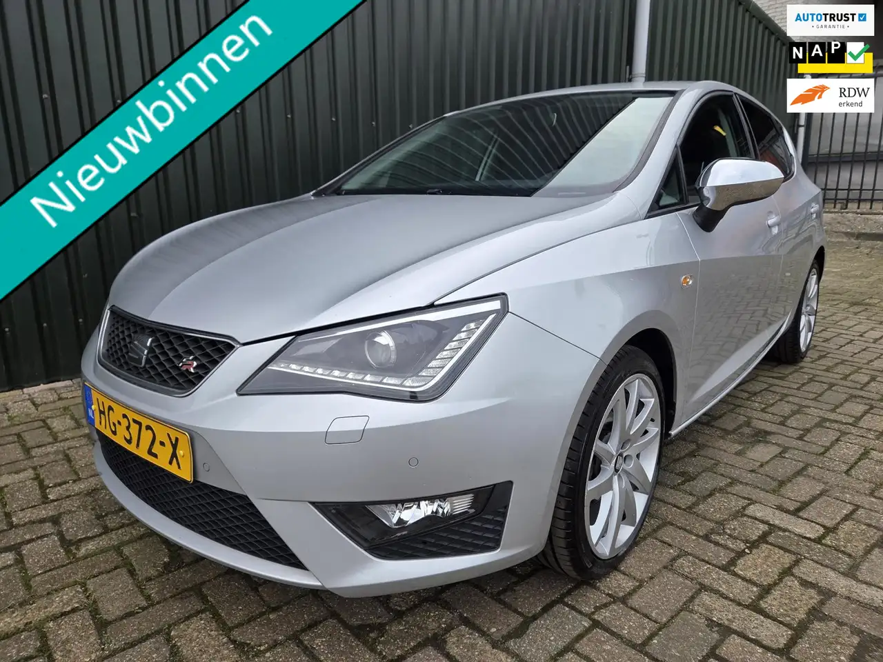 SEAT Ibiza 1.0 EcoTSI FR Connect NL AUTO — photo 1 of 38