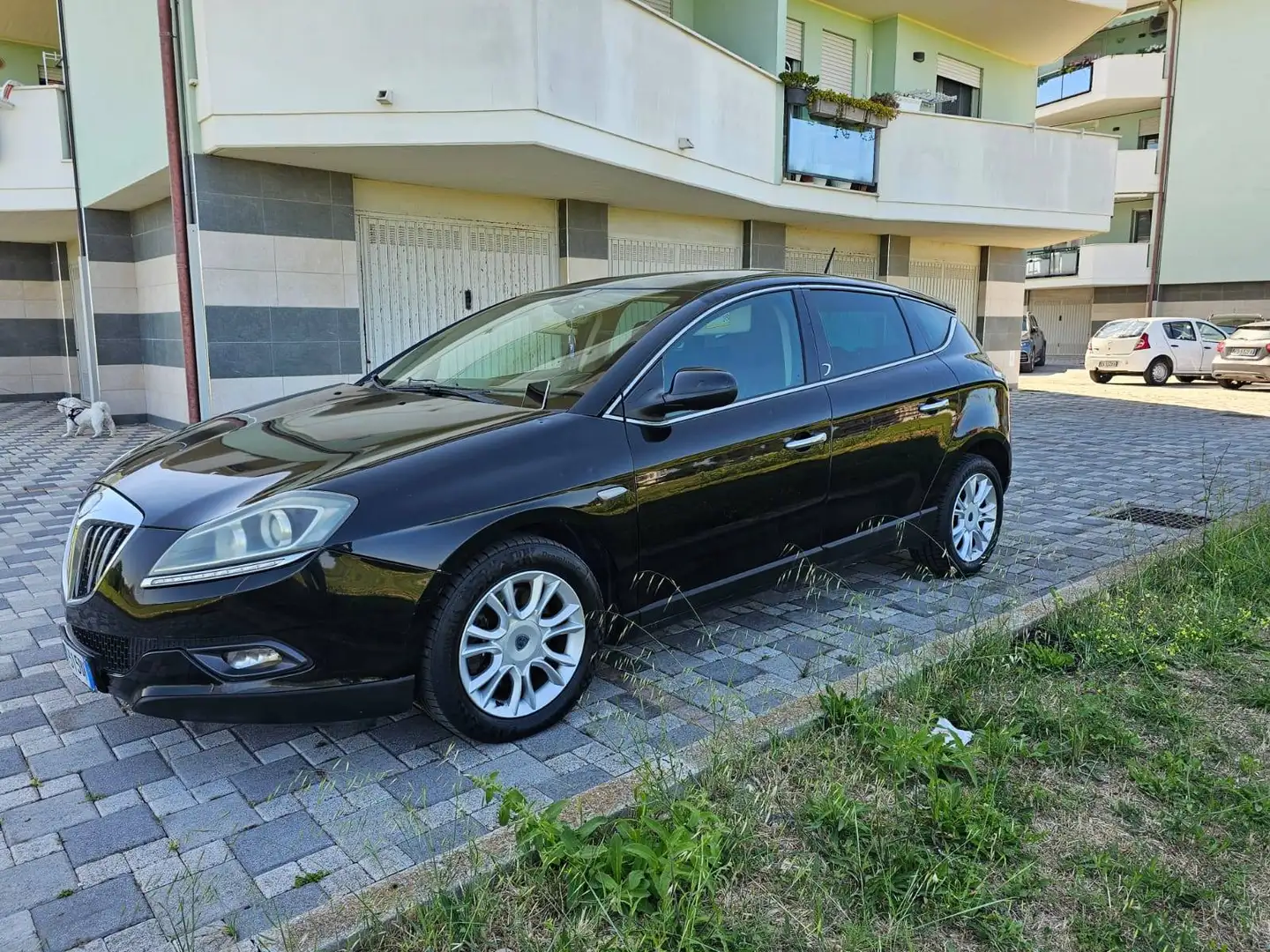 Lancia Delta III 2008 2.0 mjt Argento 165cv dpf Schwarz - 1