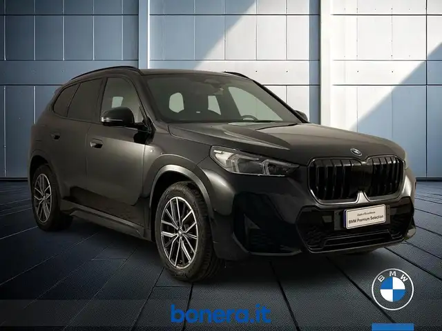 BMW X1 view 4