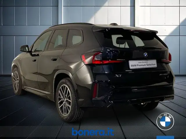 BMW X1 view 8