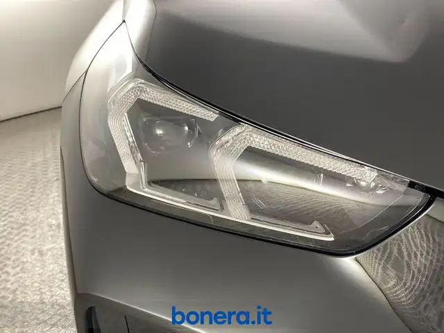 BMW X1 view 10