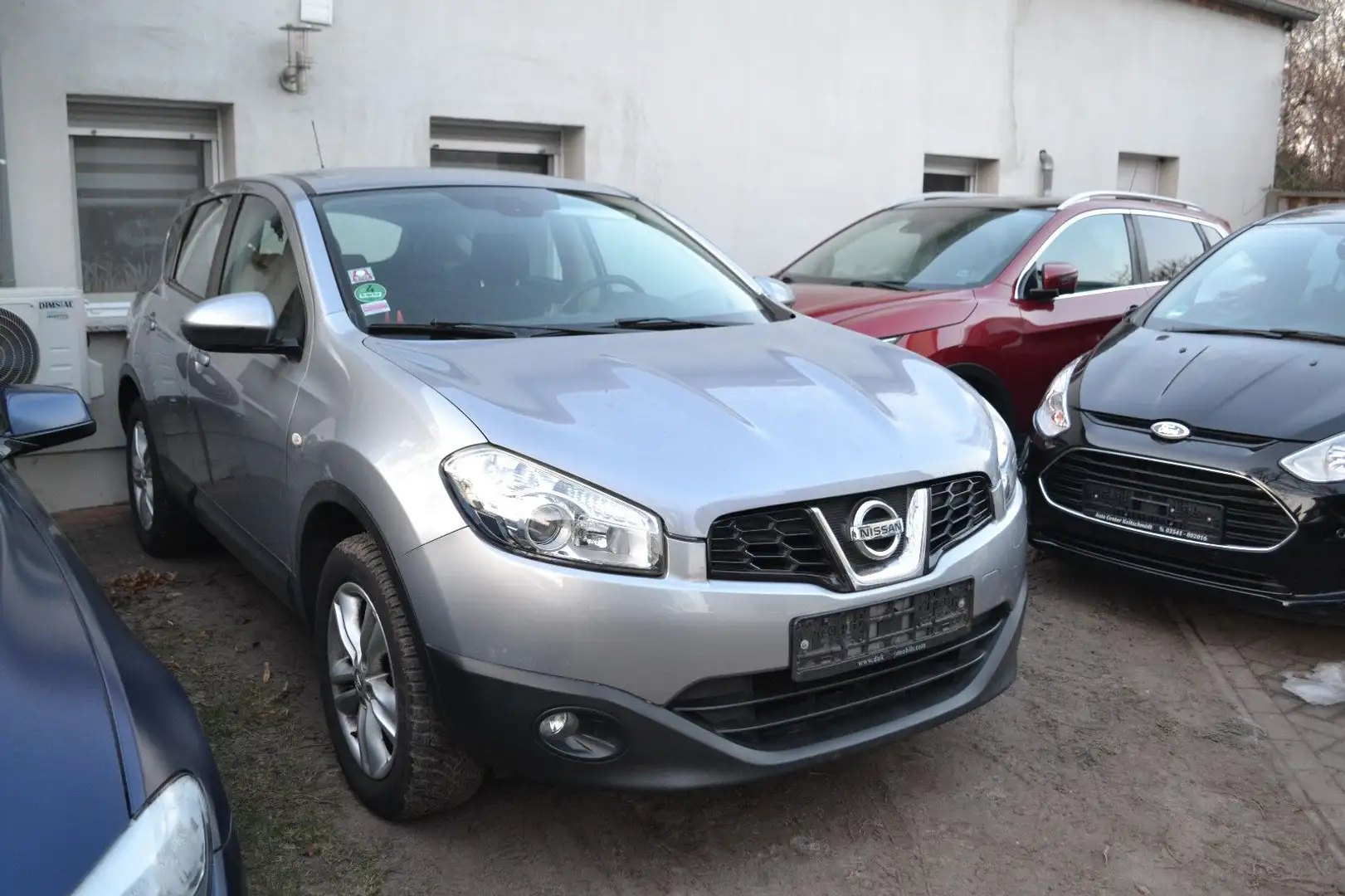 Nissan Qashqai 2,0 Automat,Allrad,AHK,TÜV Neu! Grau - 1