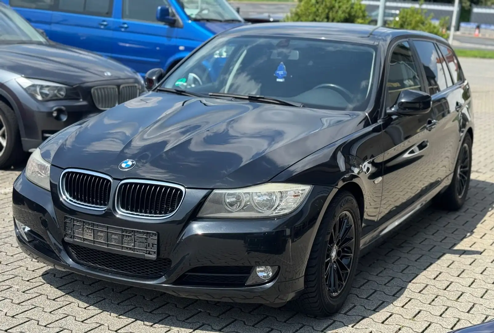 BMW 316 i Kombi Schwarz - 2