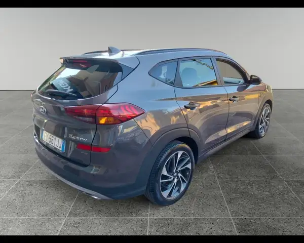 Hyundai Tucson view 3