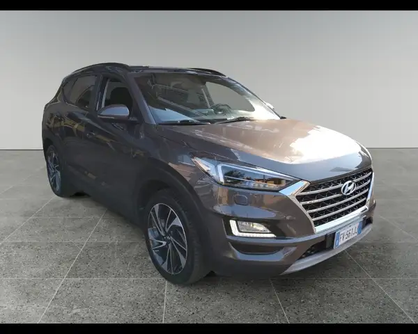 Hyundai Tucson view 2