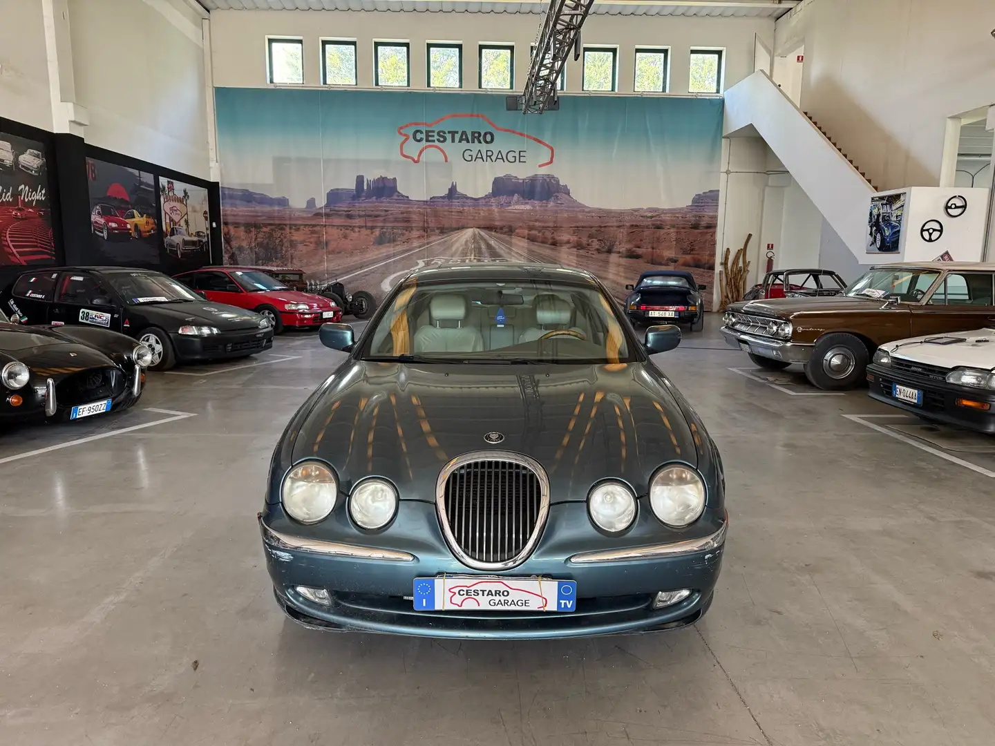 Jaguar S-Type 3.0 V6 Executive - 1