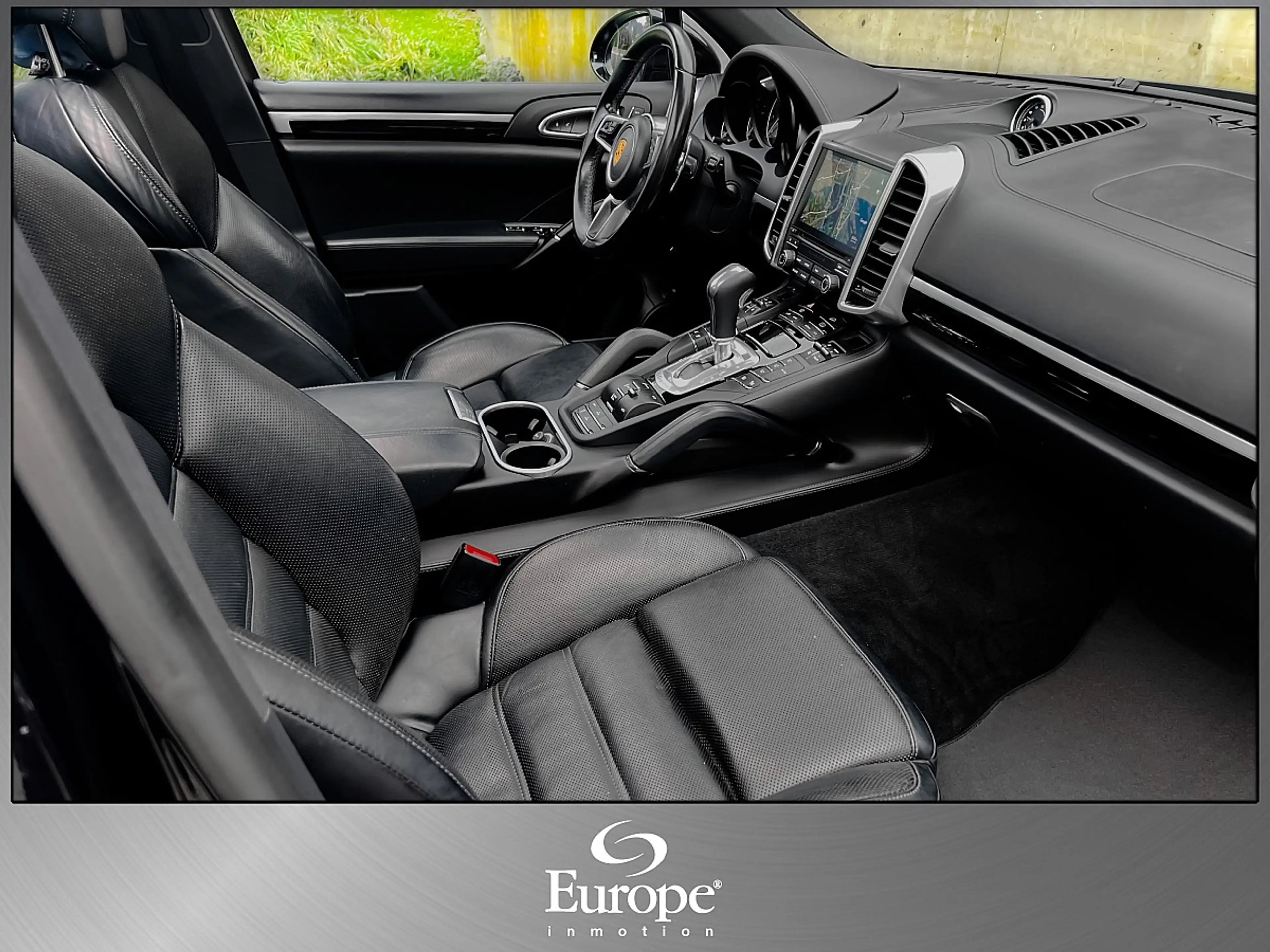 Porsche Cayenne II S PHEV Hybrid Platinum Edition/Pano/21"/Sitz... — photo 11