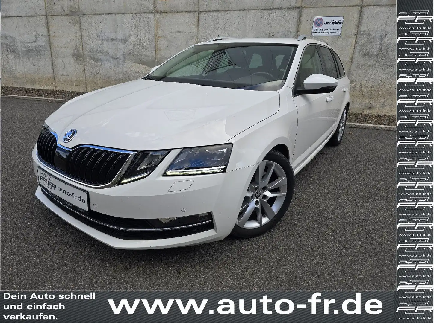 Skoda Octavia Combi 1.8TSI 179PS Navi Carplay LED Weiß - 1