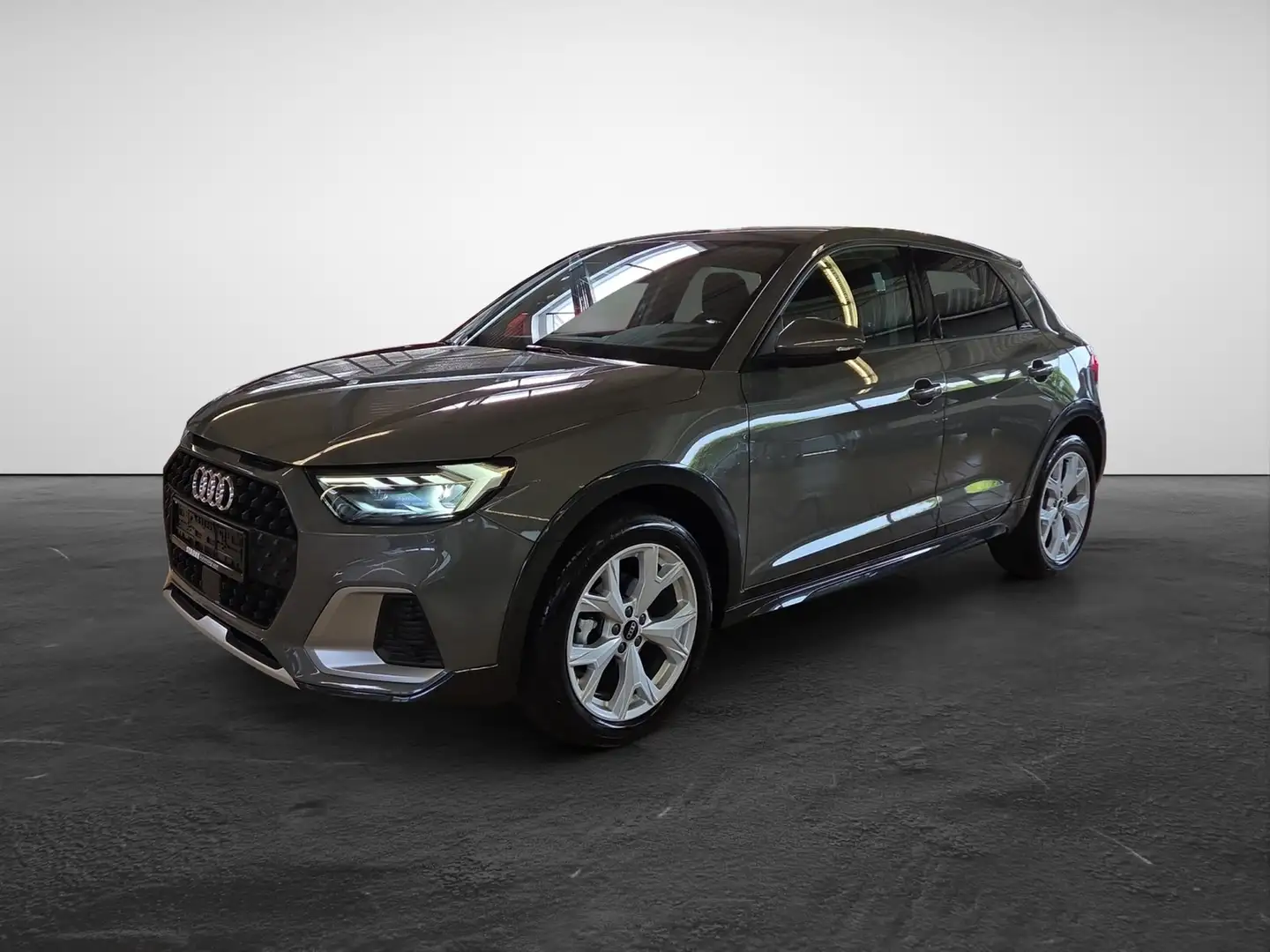 Audi A1 allstreet 30 TFSI Grau - 2