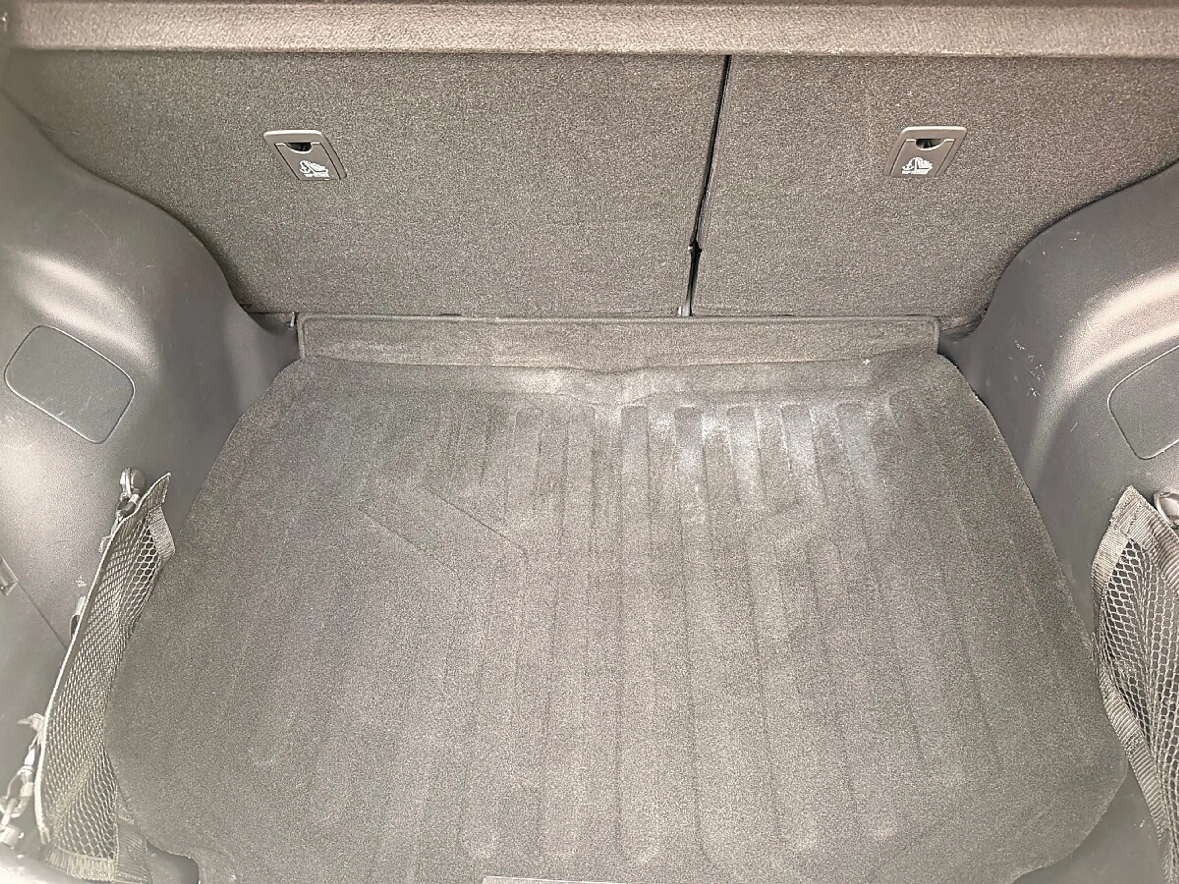 Nissan Leaf — photo 15