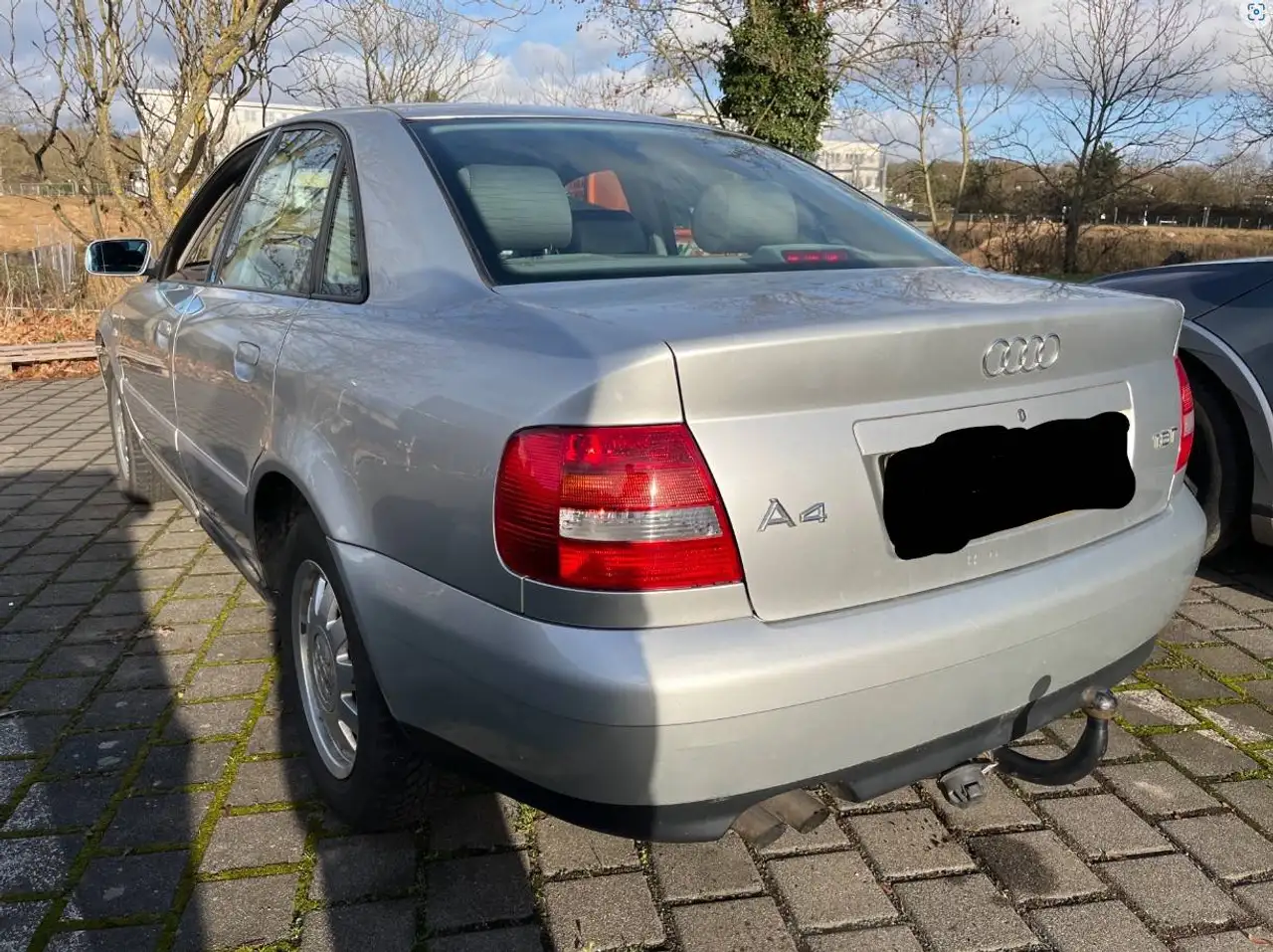 Audi A4 1.8 T, foto 7